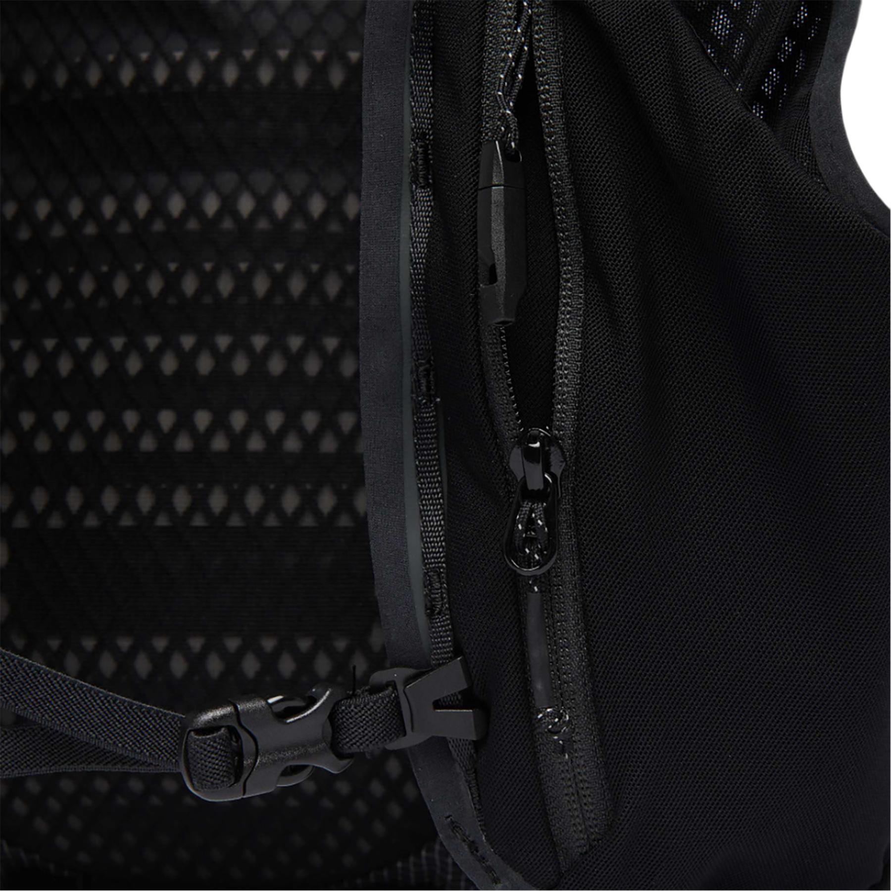 Product gallery image number 7 for product Distance Backpack 8L