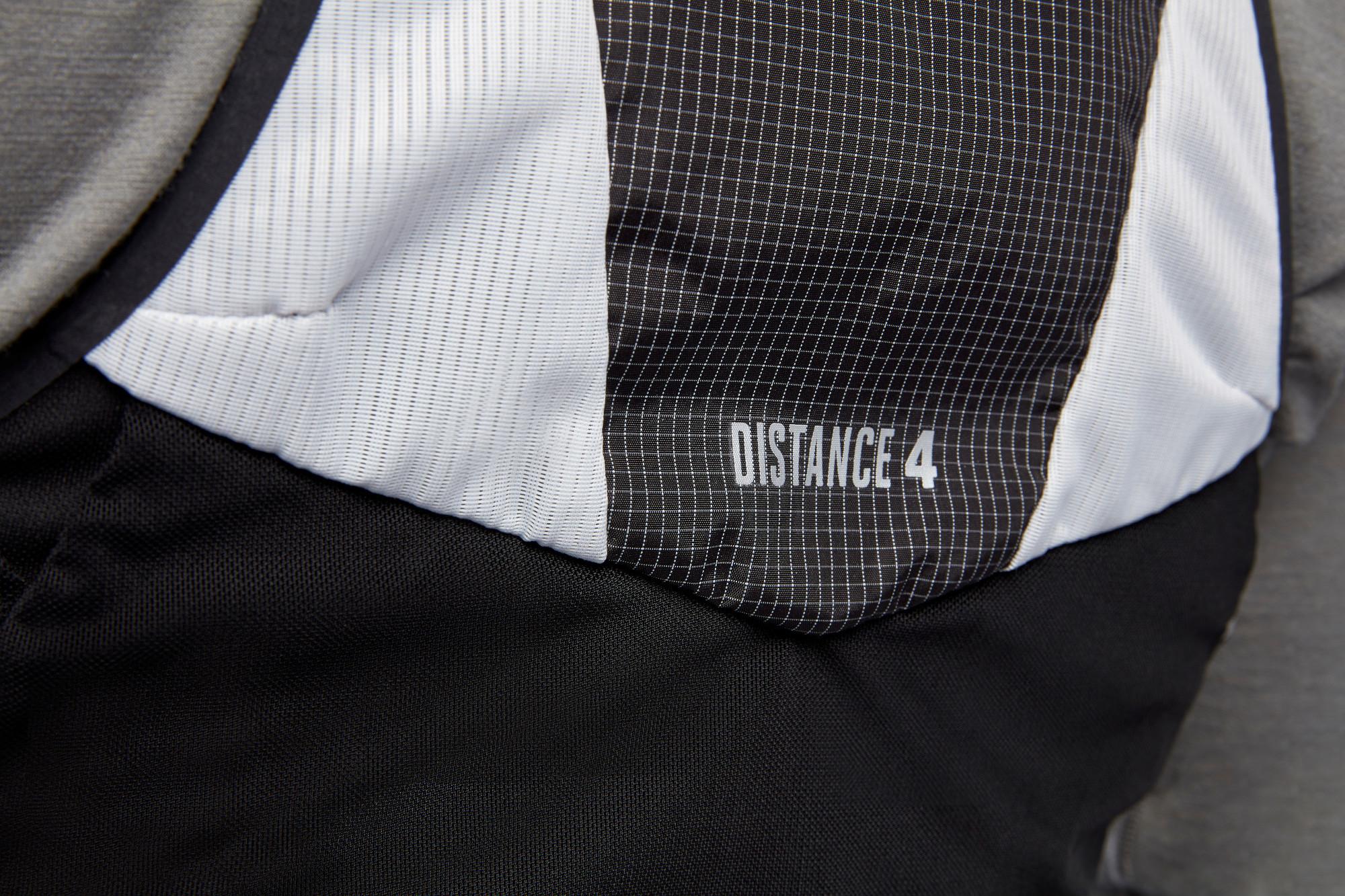 Product gallery image number 5 for product Distance 4 Hydration Vest
