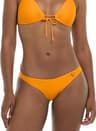 Couleur: Apricot