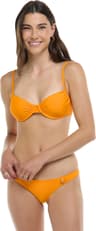 Colour: Apricot
