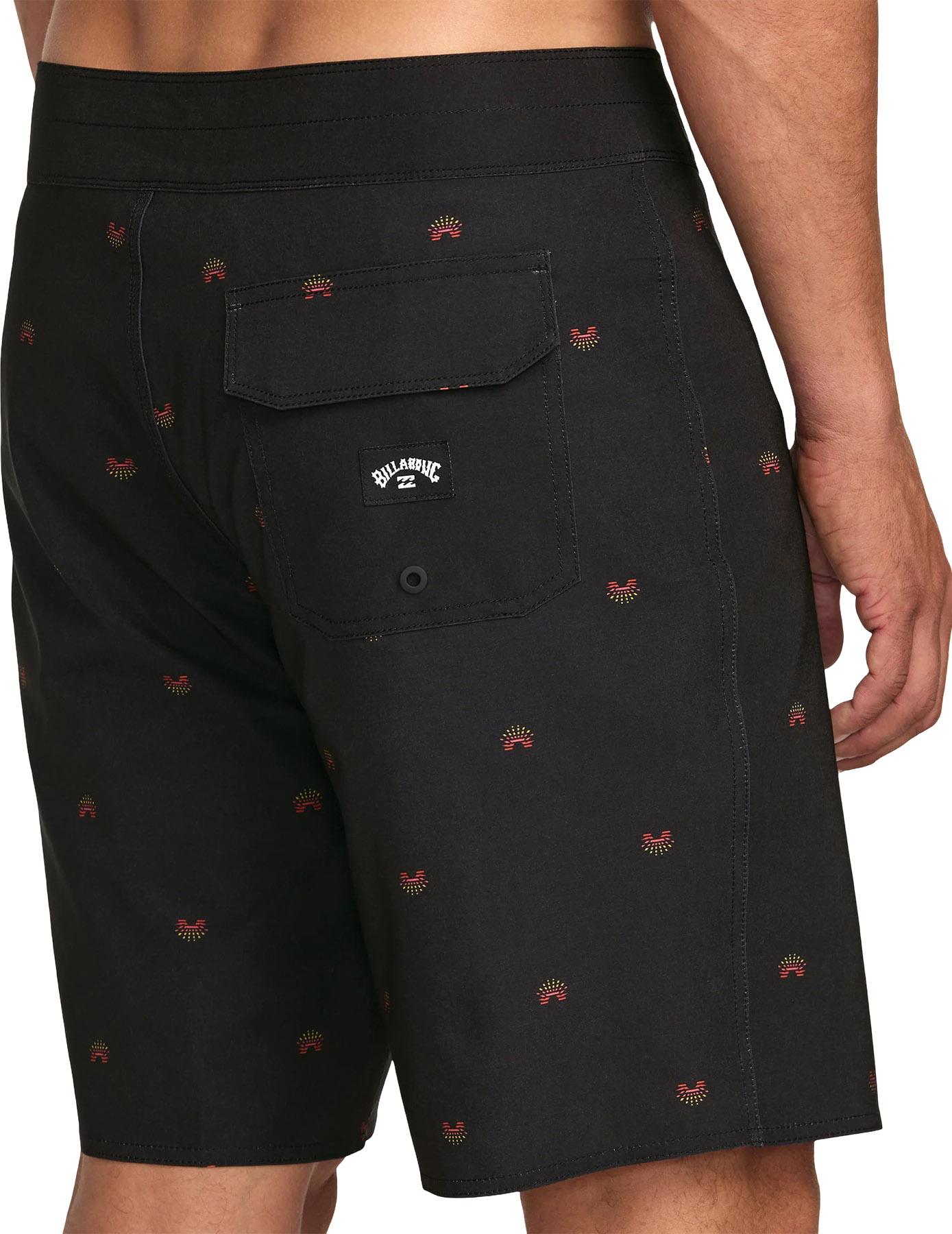 Product gallery image number 3 for product Short de bain Sundays Pro Performance 19" - Homme