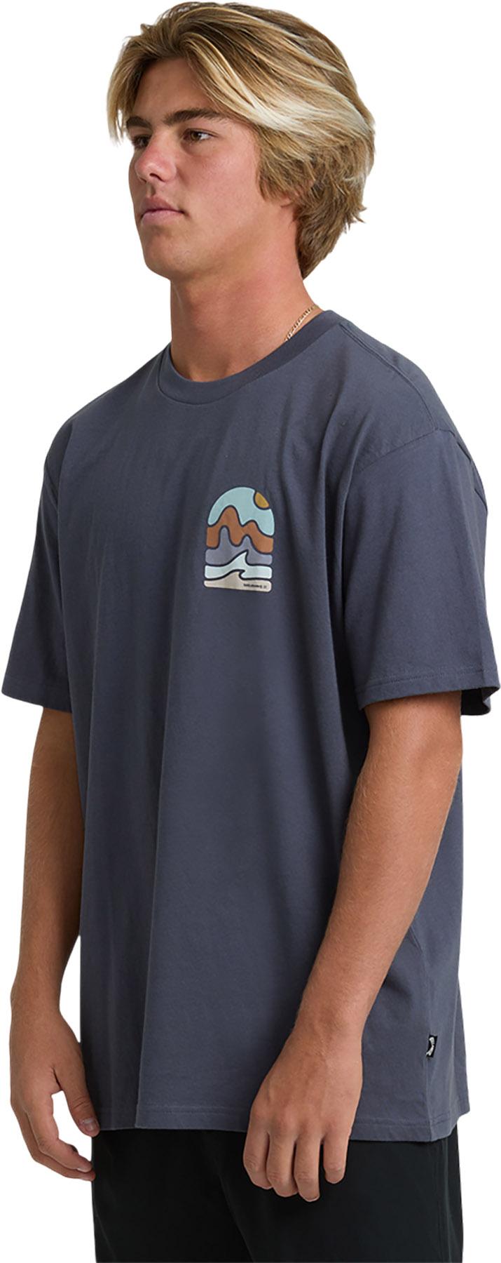 Numéro de l'image de la galerie de produits 3 pour le produit T-shirt à manches courtes Premium Sundown Adventure Division - Homme