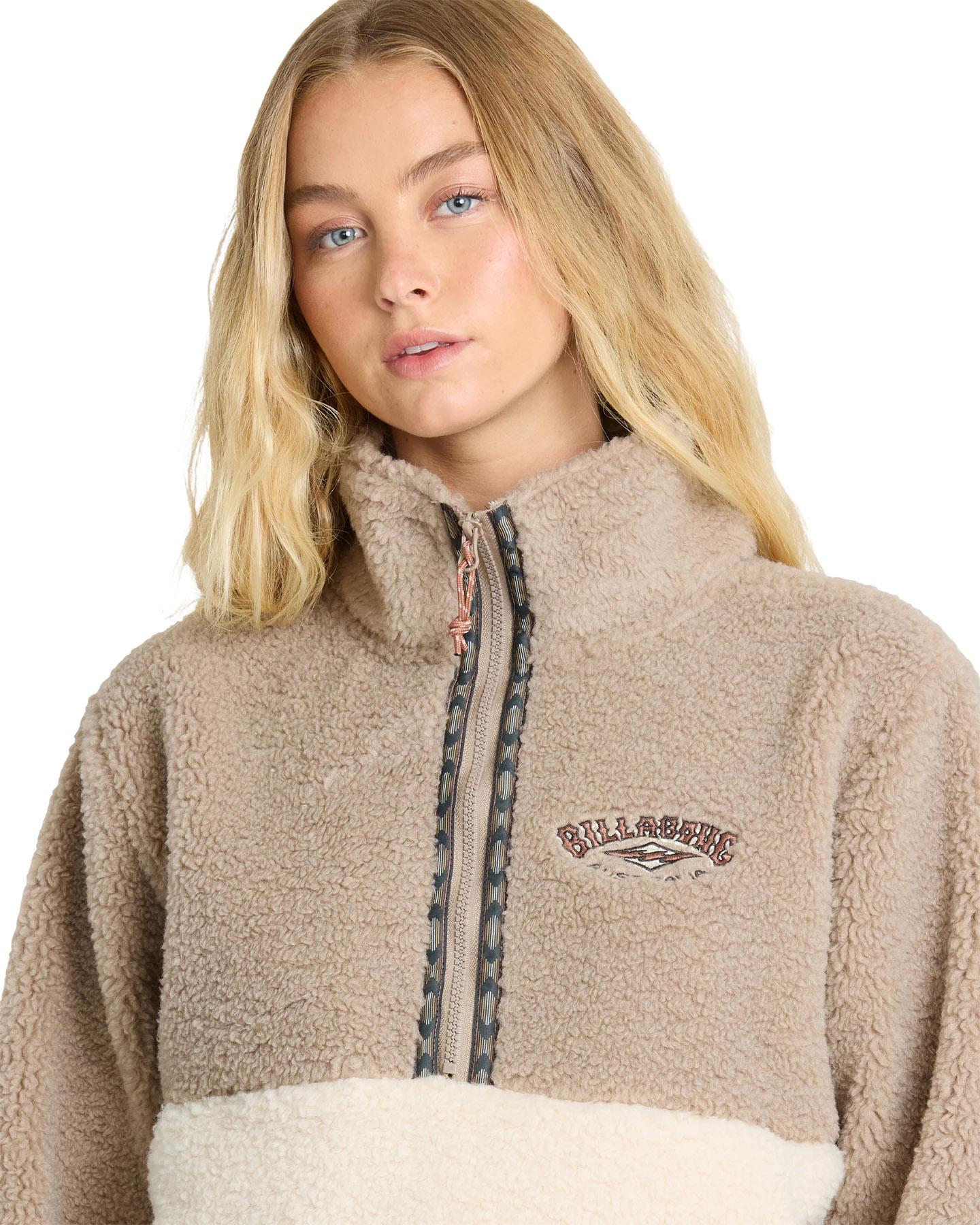 Numéro de l'image de la galerie de produits 3 pour le produit Chandail en molleton à col cheminée avec demi-glissière Horizon - Femme