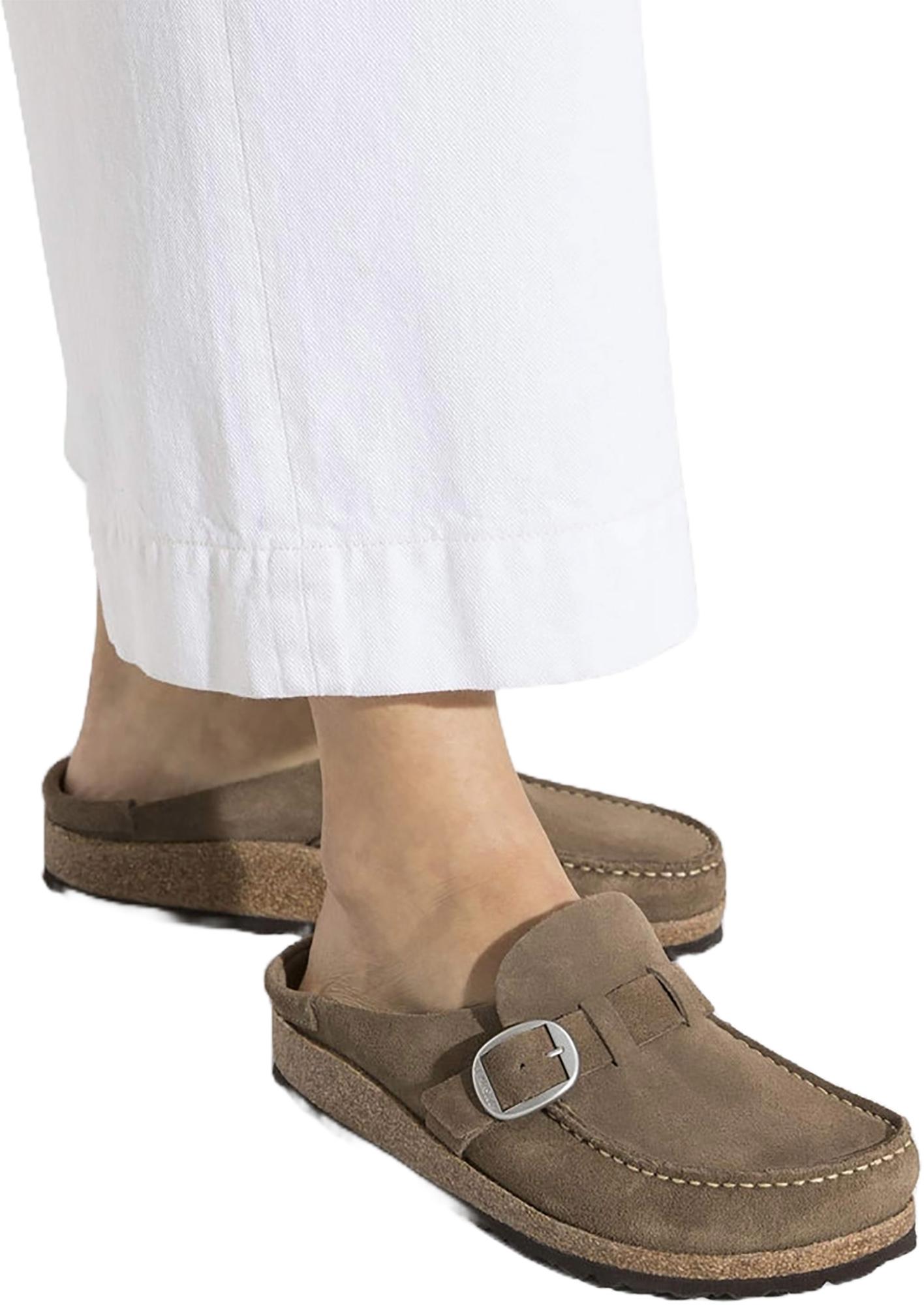 Numéro de l'image de la galerie de produits 5 pour le produit Sabots Buckley en cuir suédé [Étroite] - Unisexe