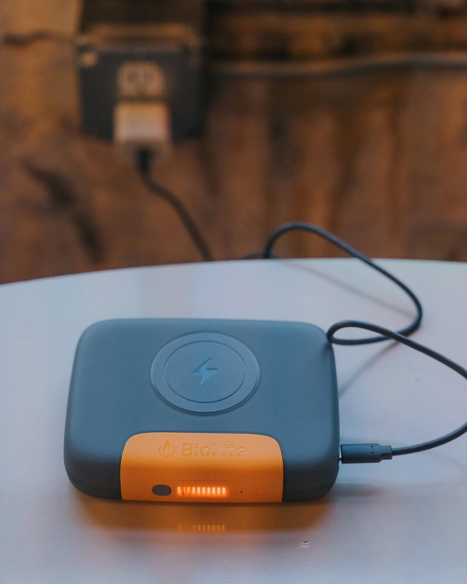 Product gallery image number 3 for product Charge 100 Max Charger