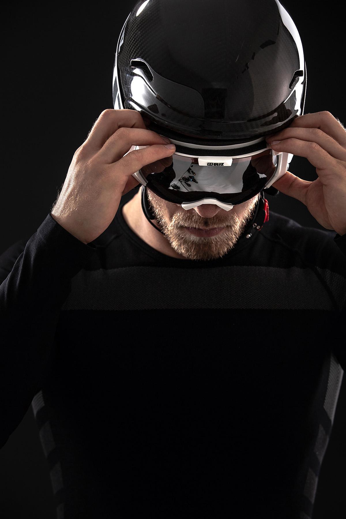 Product gallery image number 14 for product Carver Mirror Ski Goggles