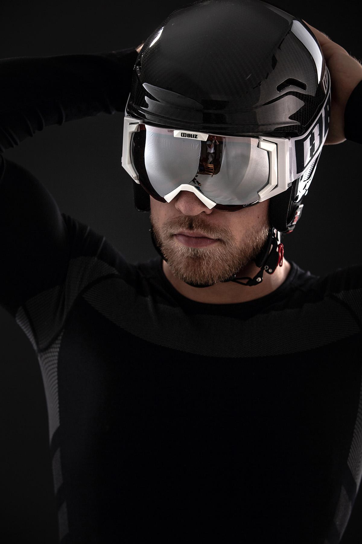 Product gallery image number 15 for product Carver Mirror Ski Goggles