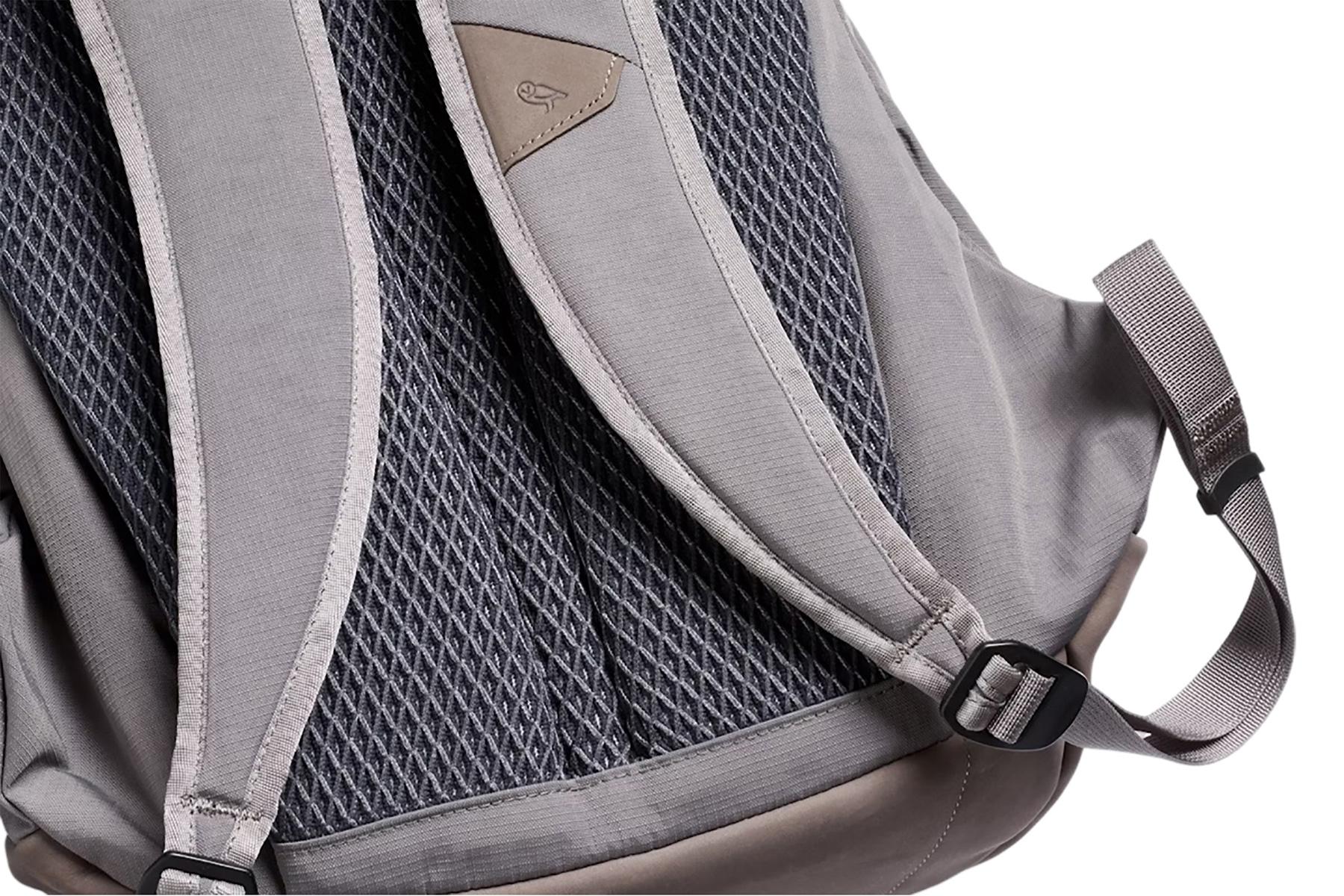 Product gallery image number 8 for product Classic Backpack 20L