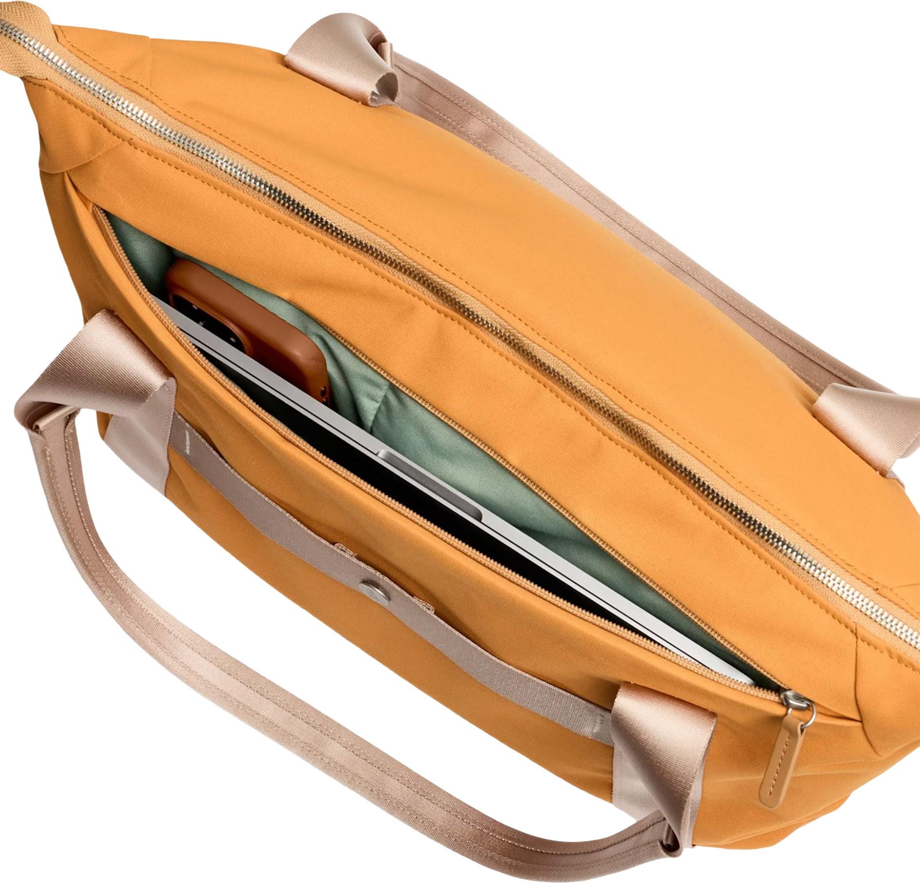 Product gallery image number 4 for product Classic Getaway Bag 28L