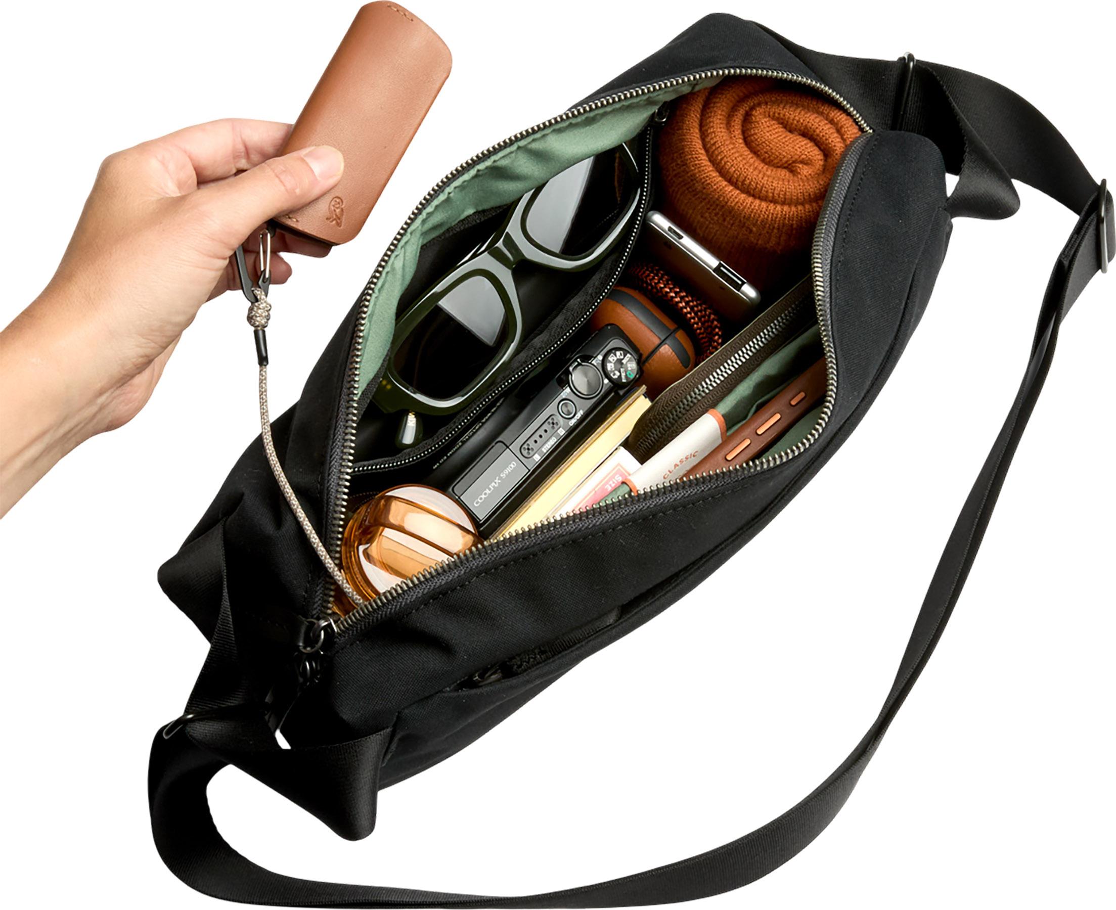 Product gallery image number 3 for product Classic Sling Bag 7L