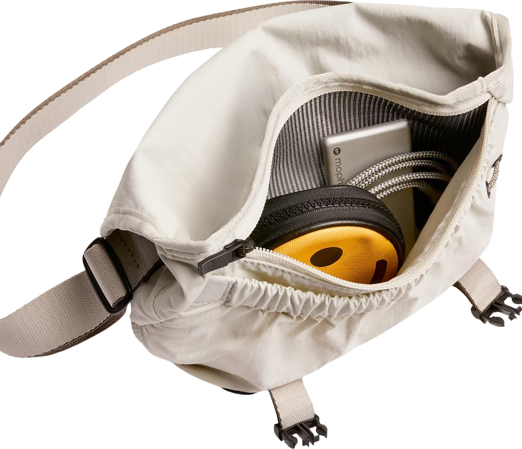 Product gallery image number 2 for product Cinch Mini Messenger Bag 6L