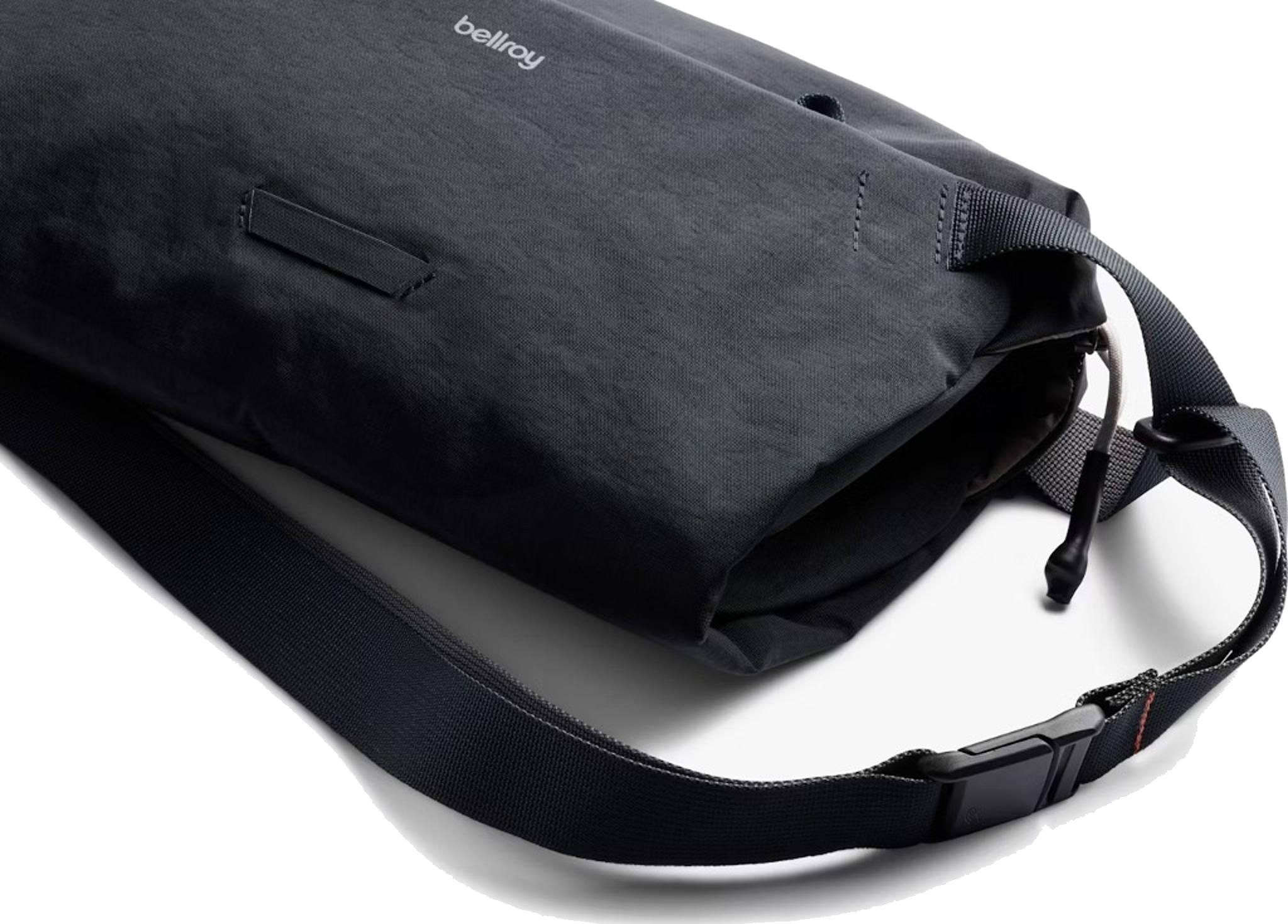 Product gallery image number 4 for product Lite Sling Bag 7L