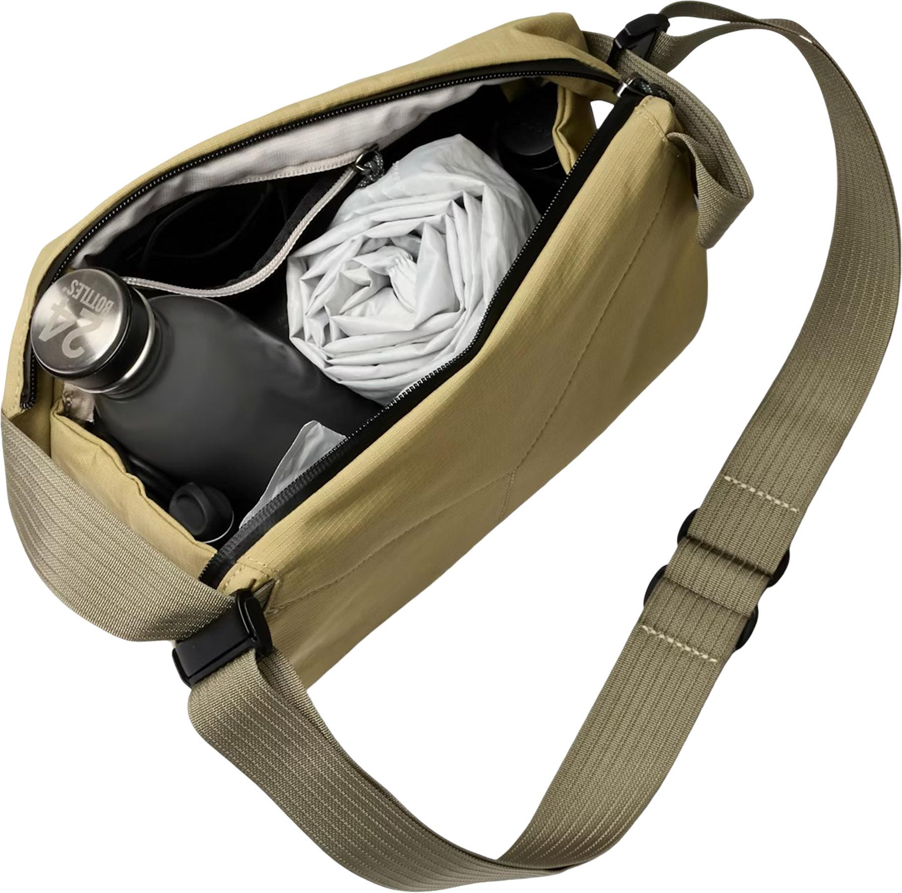 Product gallery image number 2 for product Venture Sling Bag 6L