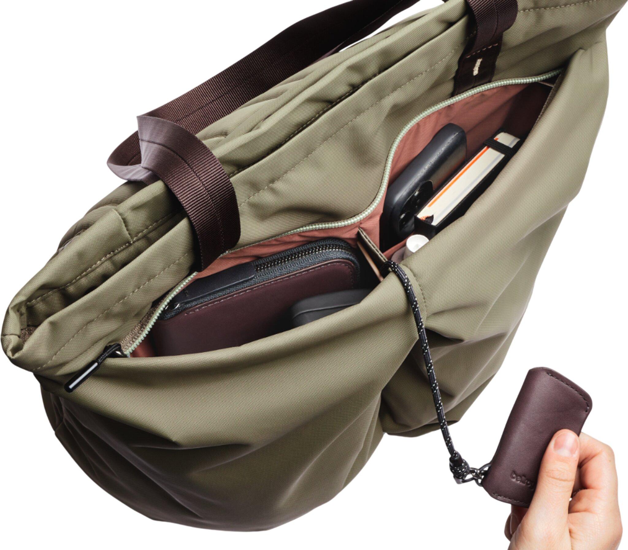 Product gallery image number 4 for product Laneway Tote Pack 18L