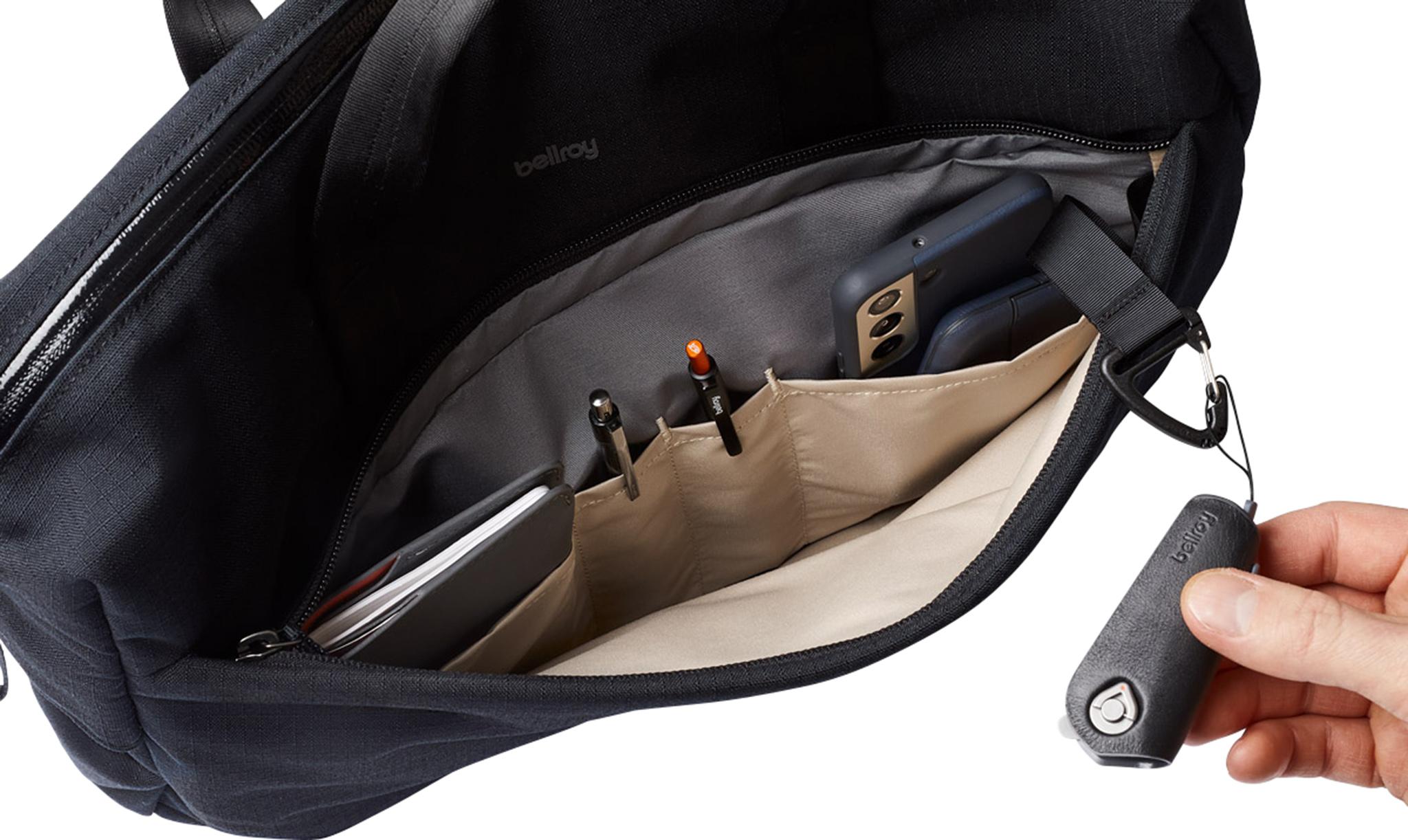 Product gallery image number 4 for product Tech Briefcase 14L