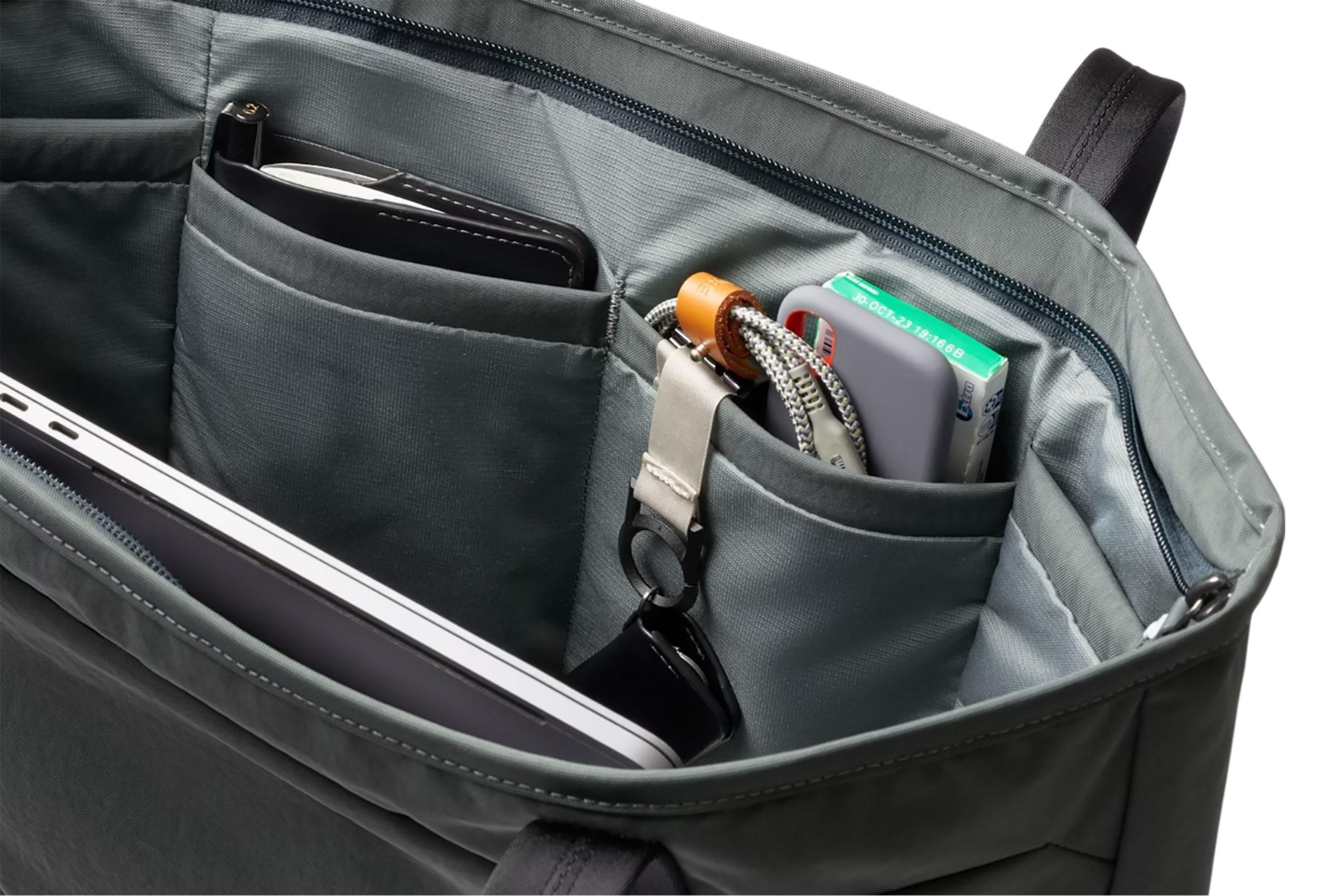 Numéro de l'image de la galerie de produits 3 pour le produit Sac fourre-tout Tokyo Second Edition 15L