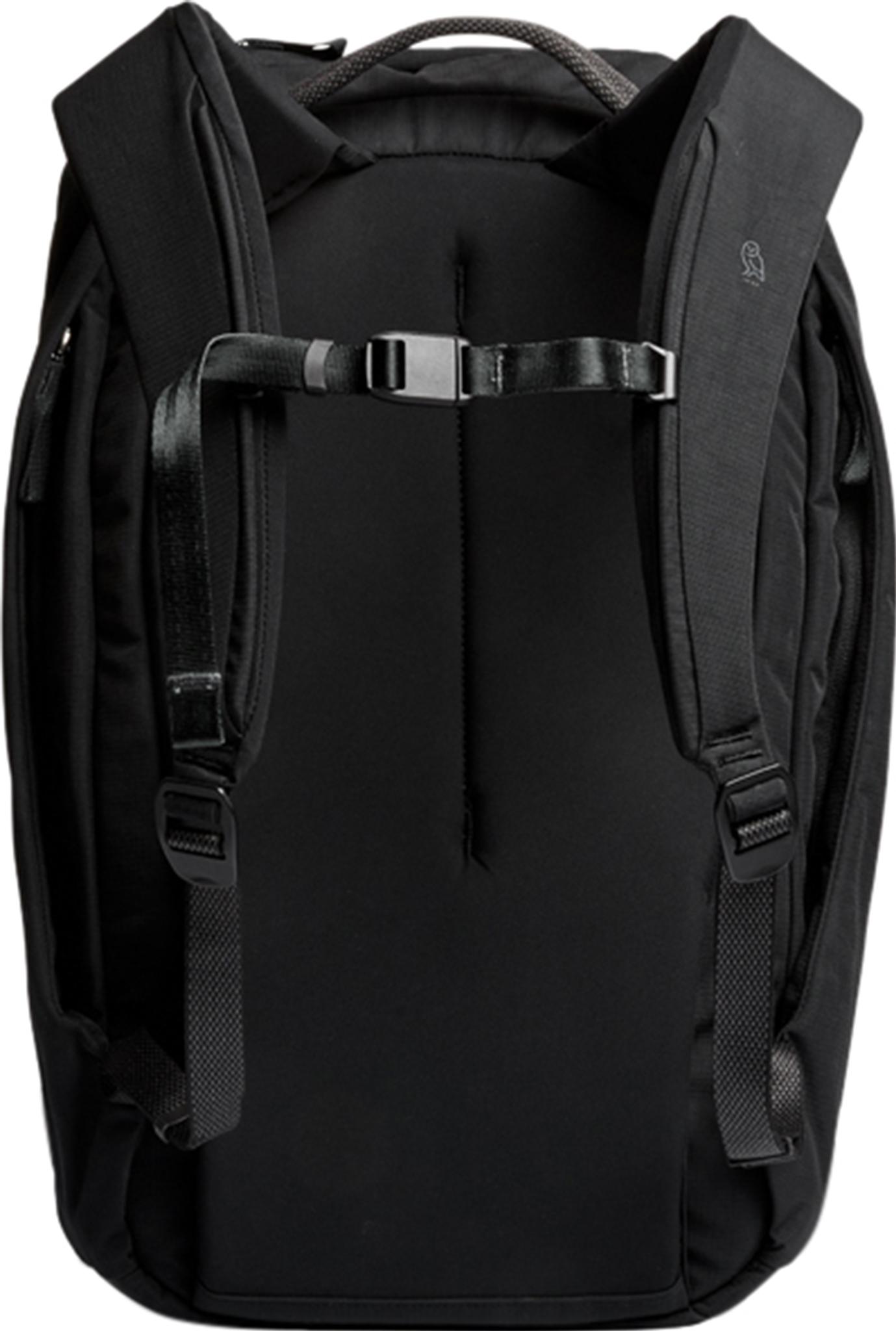 Product gallery image number 2 for product Venture Backpack 22L