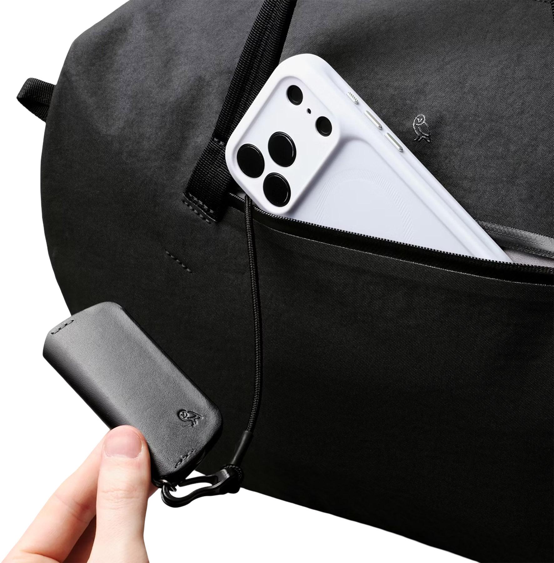 Product gallery image number 6 for product Venture Ready Duffel Bag 40L