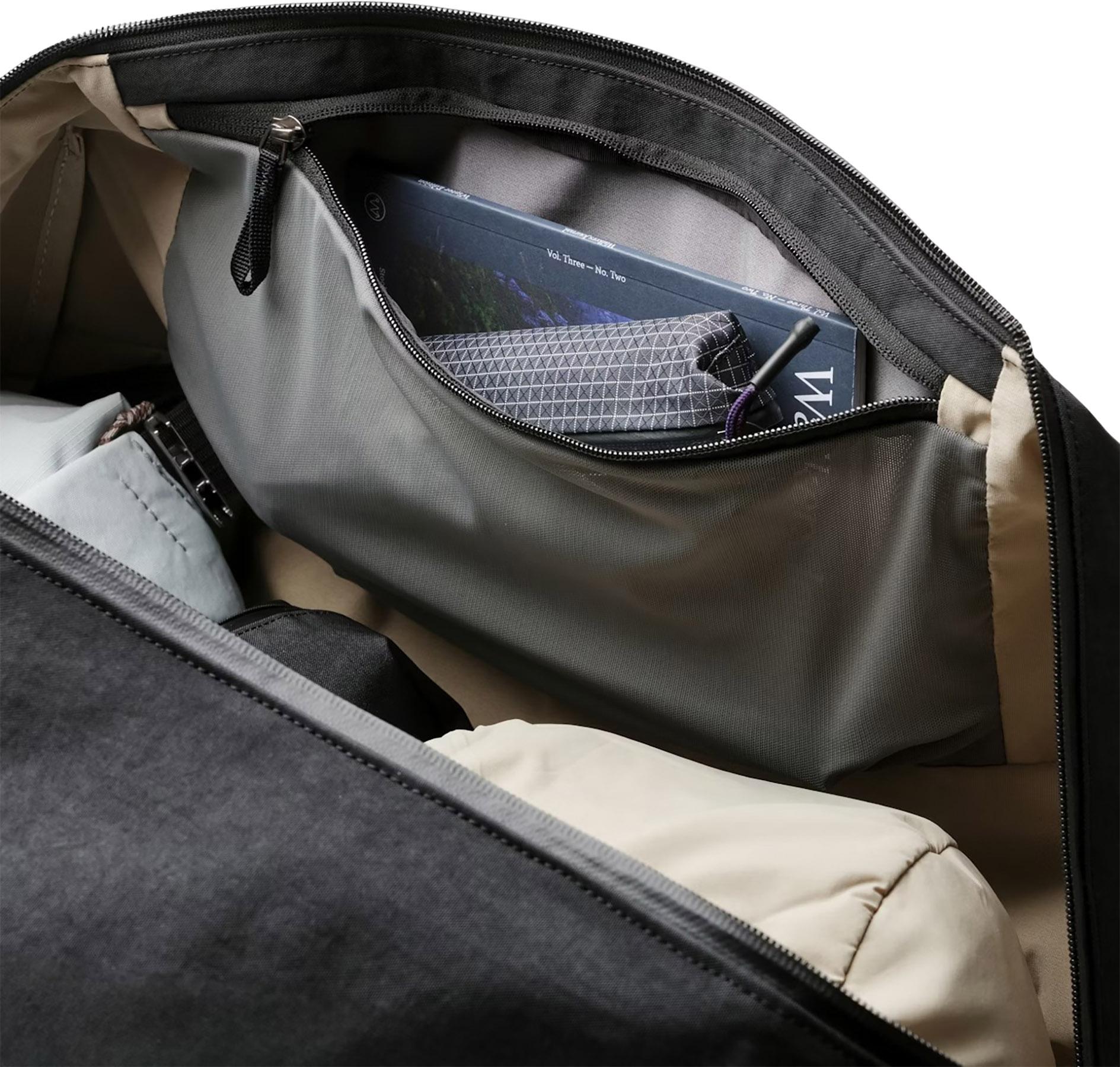 Product gallery image number 5 for product Venture Ready Duffel Bag 40L