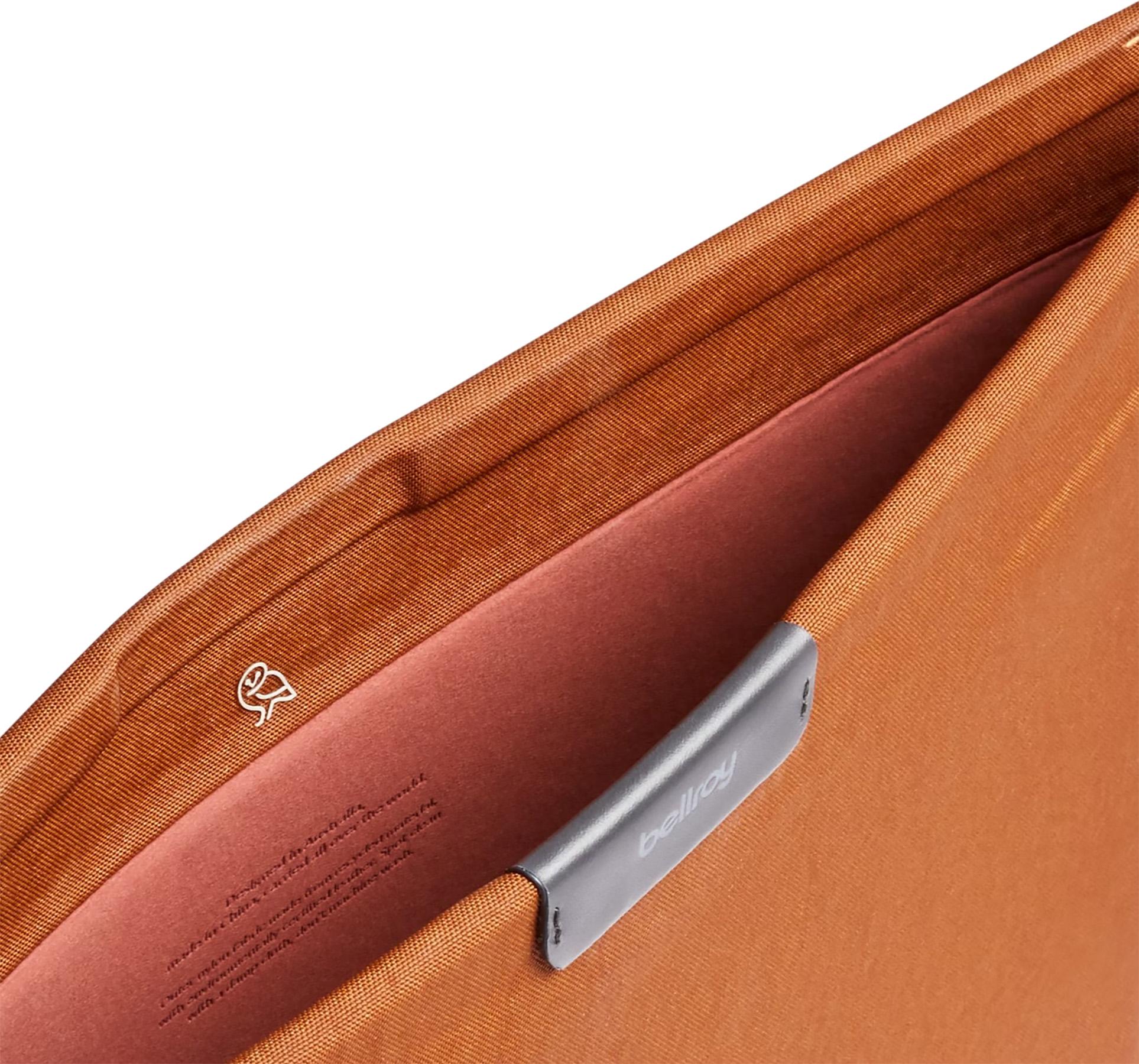 Numéro de l'image de la galerie de produits 2 pour le produit Étui pour ordinateur portable 14"