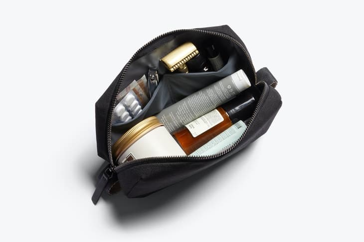 Product gallery image number 2 for product Dopp Toiletry Kit 2L