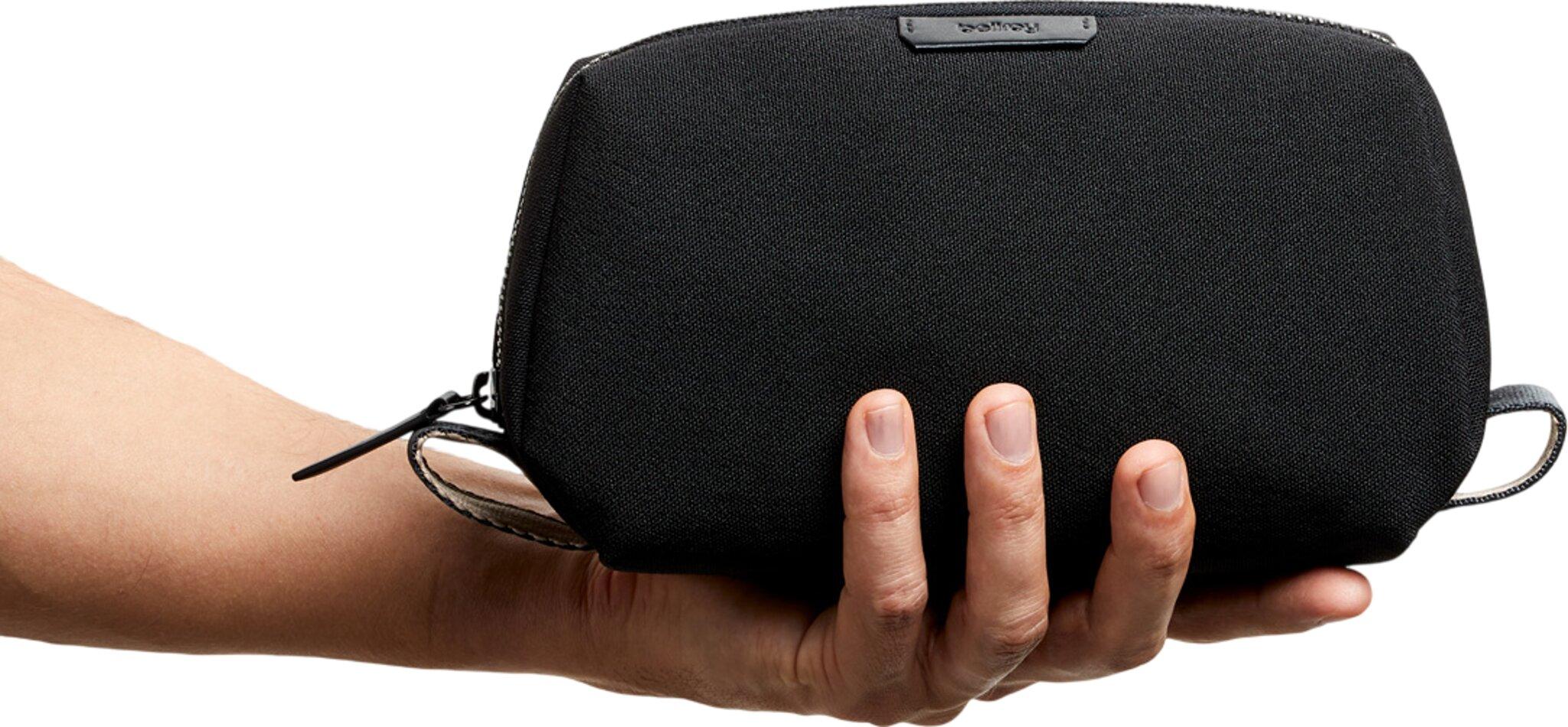 Product gallery image number 3 for product Dopp Toiletry Kit 2L