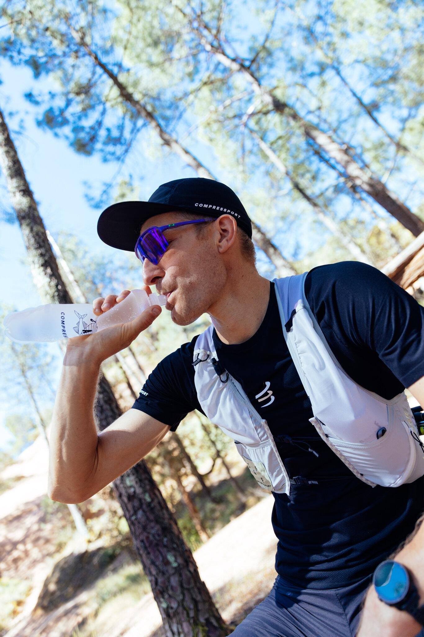 Product gallery image number 4 for product Ultride EVO 8 Vest - Unisex