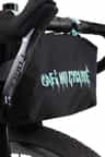 Colour: Carbon Dry Black Mint