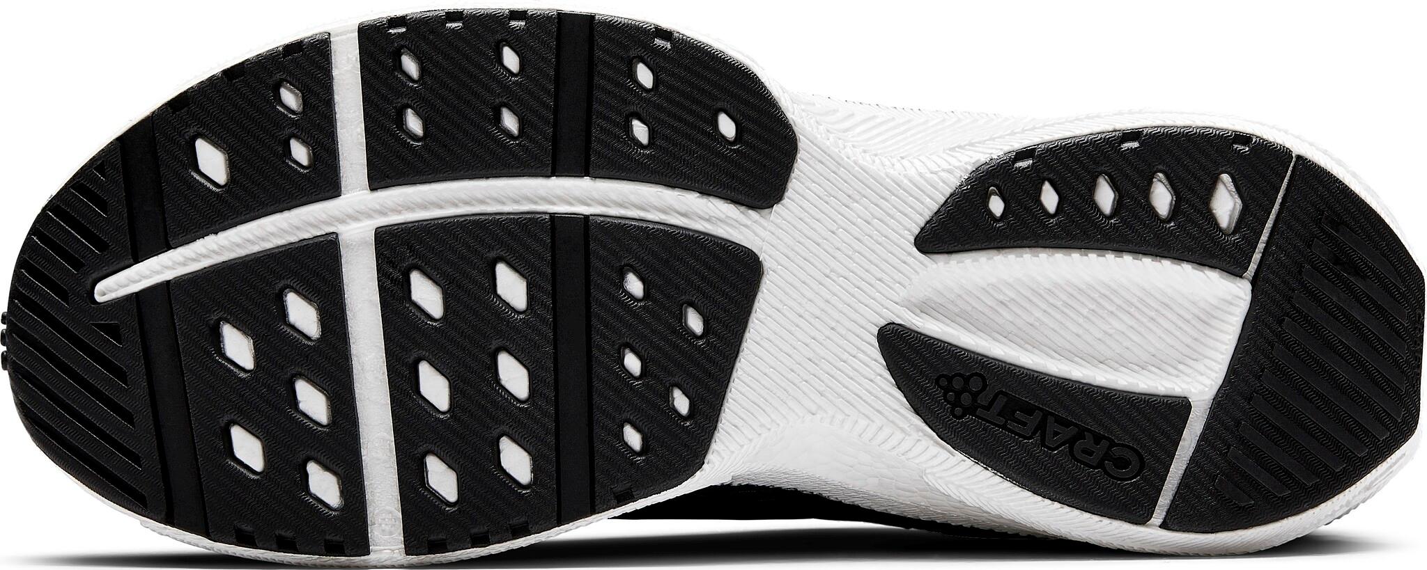 Numéro de l'image de la galerie de produits 2 pour le produit Souliers de course Pro Endur Distance - Femme