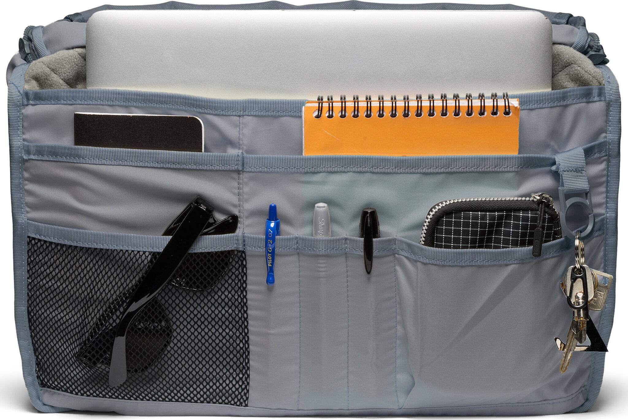 Product gallery image number 4 for product Midtown Messenger Bag 20L