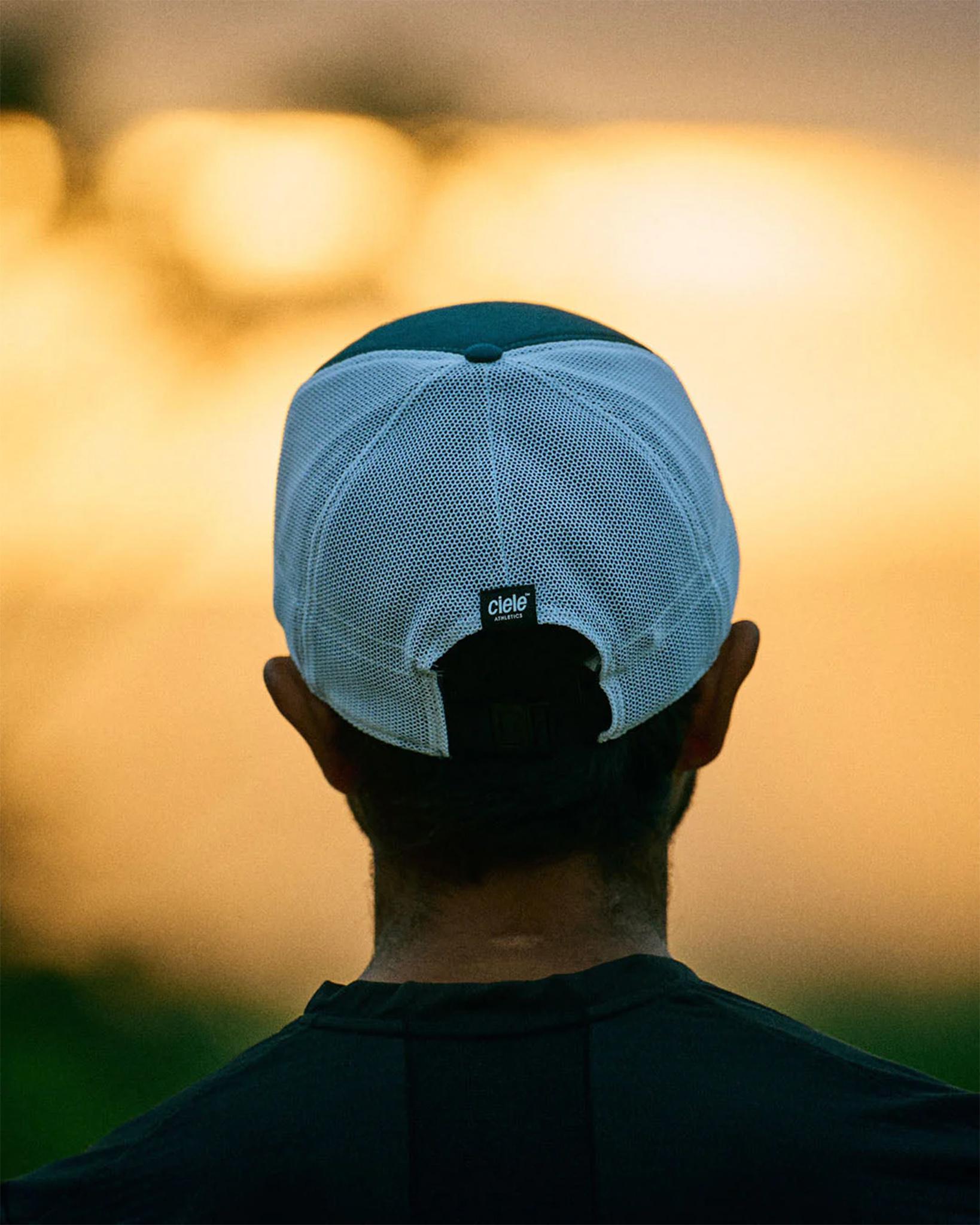 Numéro de l'image de la galerie de produits 9 pour le produit Casquette TRK SC Equipment V - Unisexe