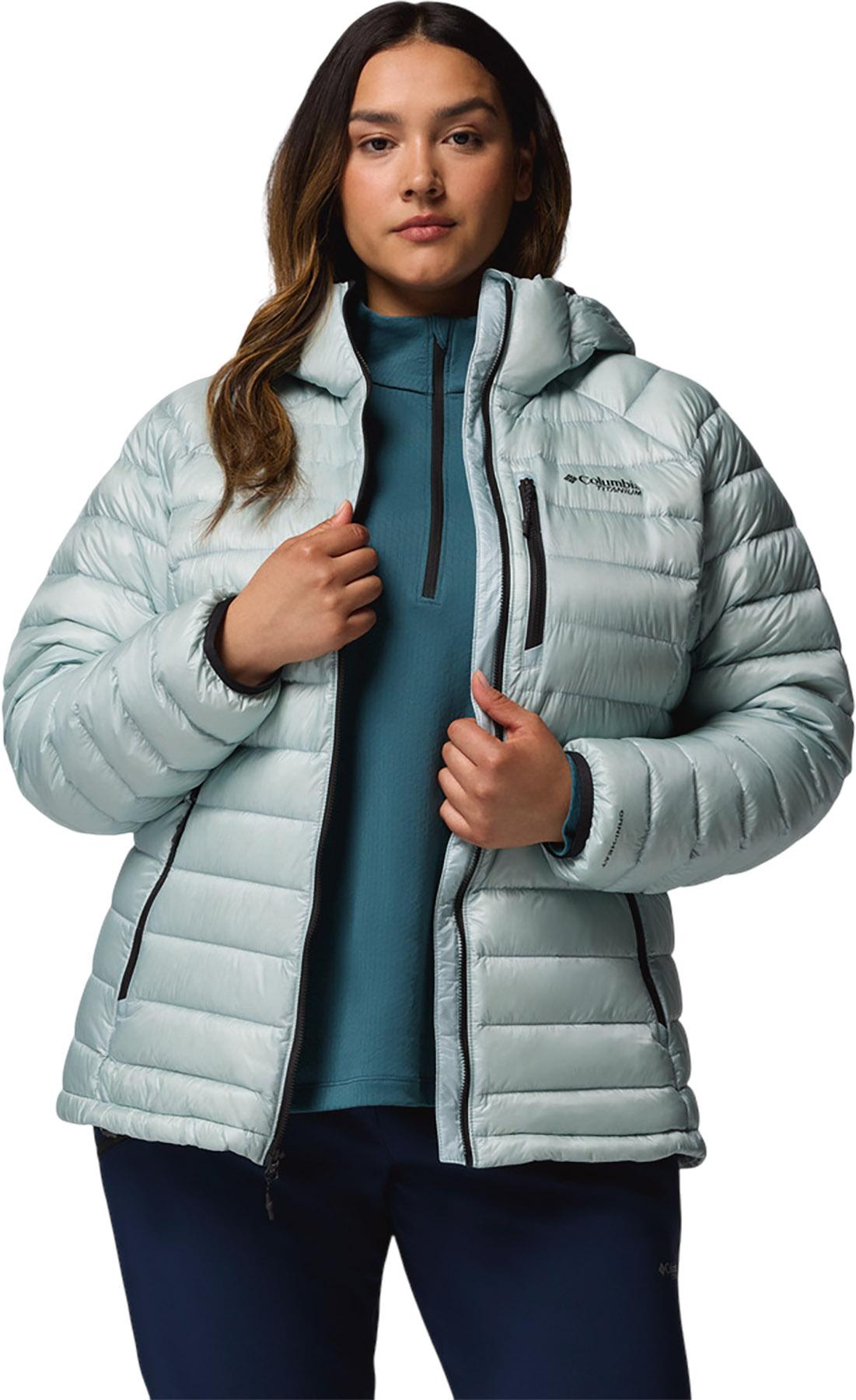 Numéro de l'image de la galerie de produits 7 pour le produit Manteau à capuchon en duvet grande taille Arctic Crest - Femme