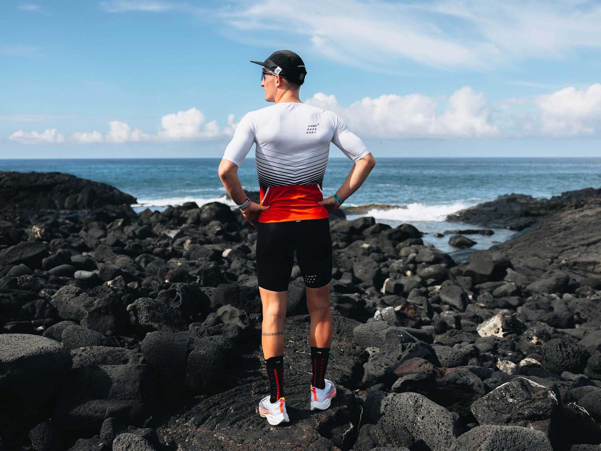 Numéro de l'image de la galerie de produits 10 pour le produit Haut manches courtes Tri Postural Aero  - Homme