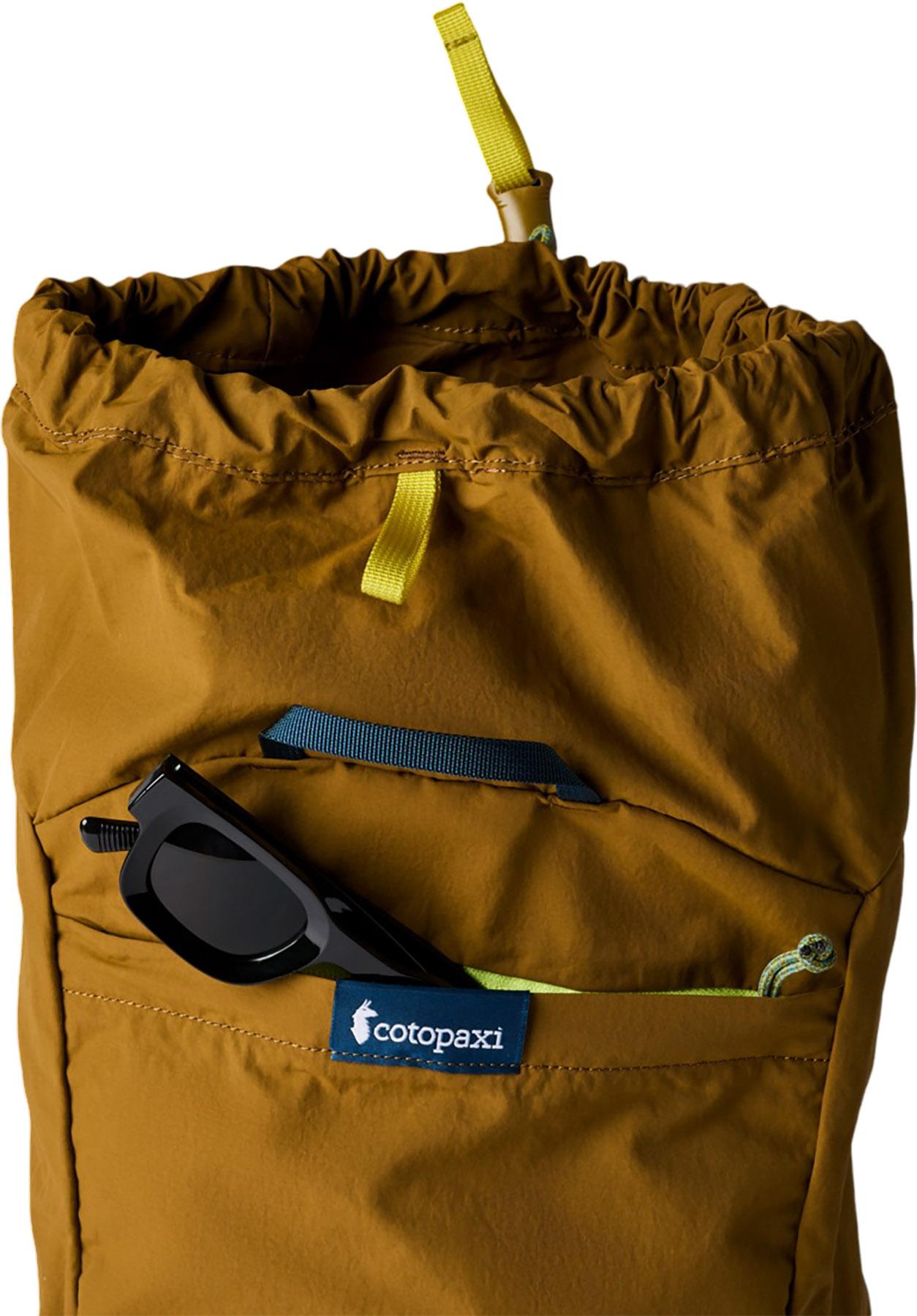 Product gallery image number 4 for product Empacable Daypack 16L