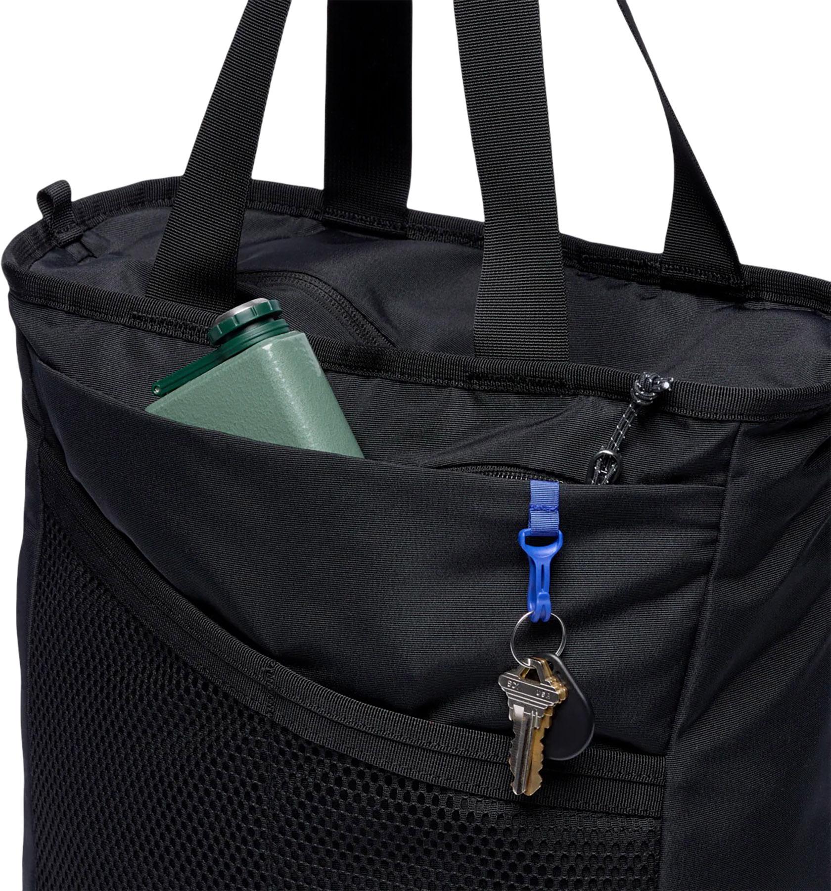 Product gallery image number 3 for product Todo 22L Convertible Tote - Unisex