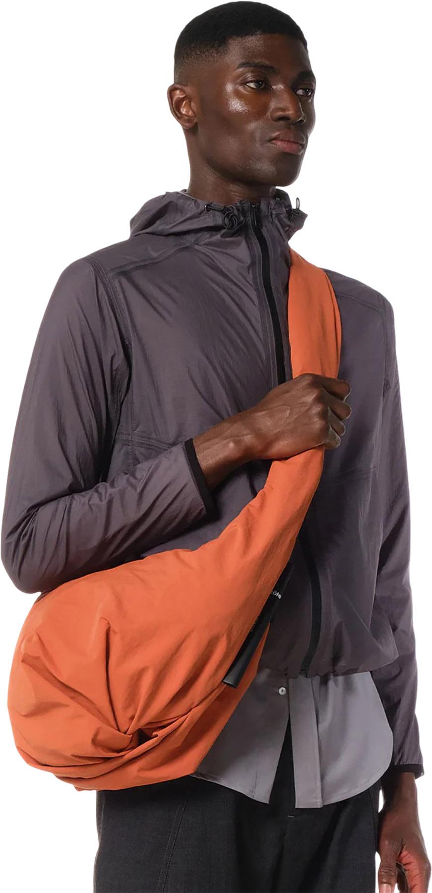 Product gallery image number 8 for product Hyco Smooth Crossbody Bag 14L - Small