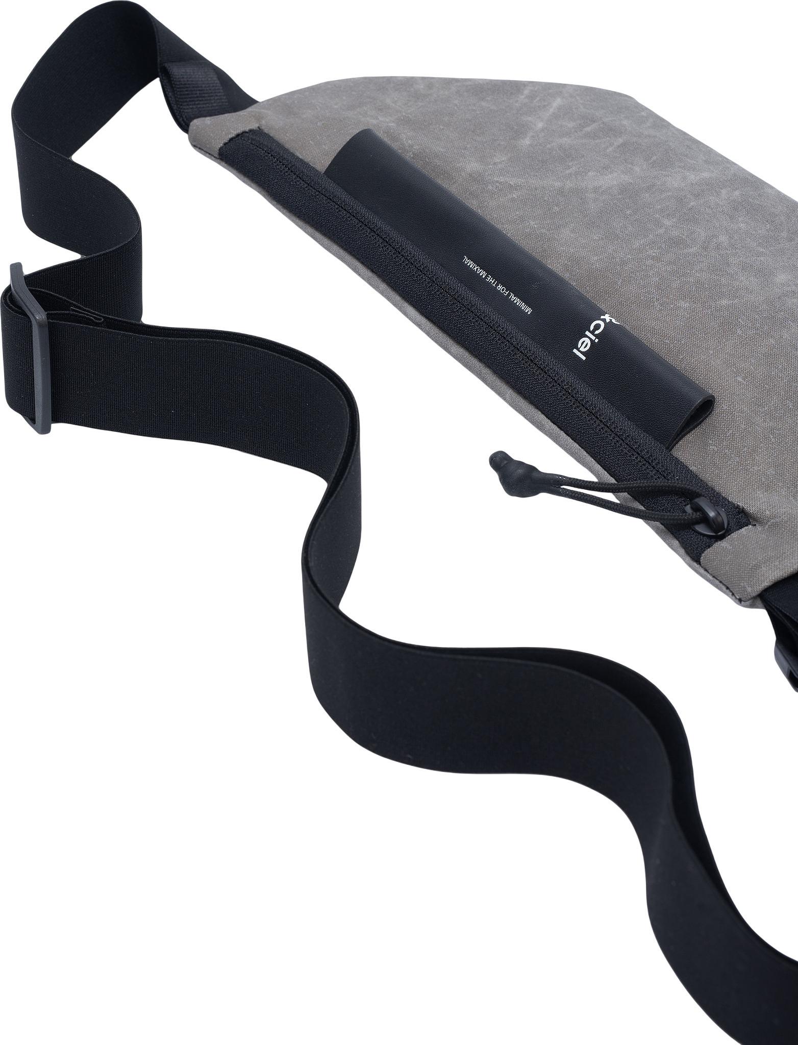 Numéro de l'image de la galerie de produits 5 pour le produit Sac à bandoulière réfléchissant Isarau XS 1,2 L