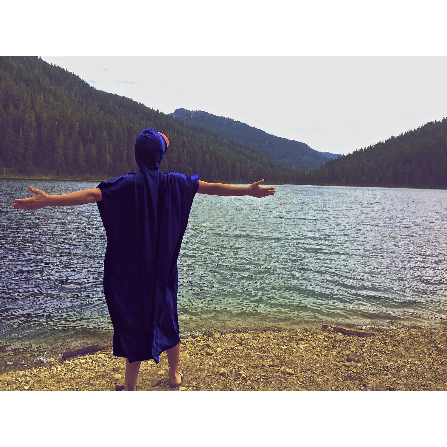 Product gallery image number 2 for product Nomad Towel - Unisex