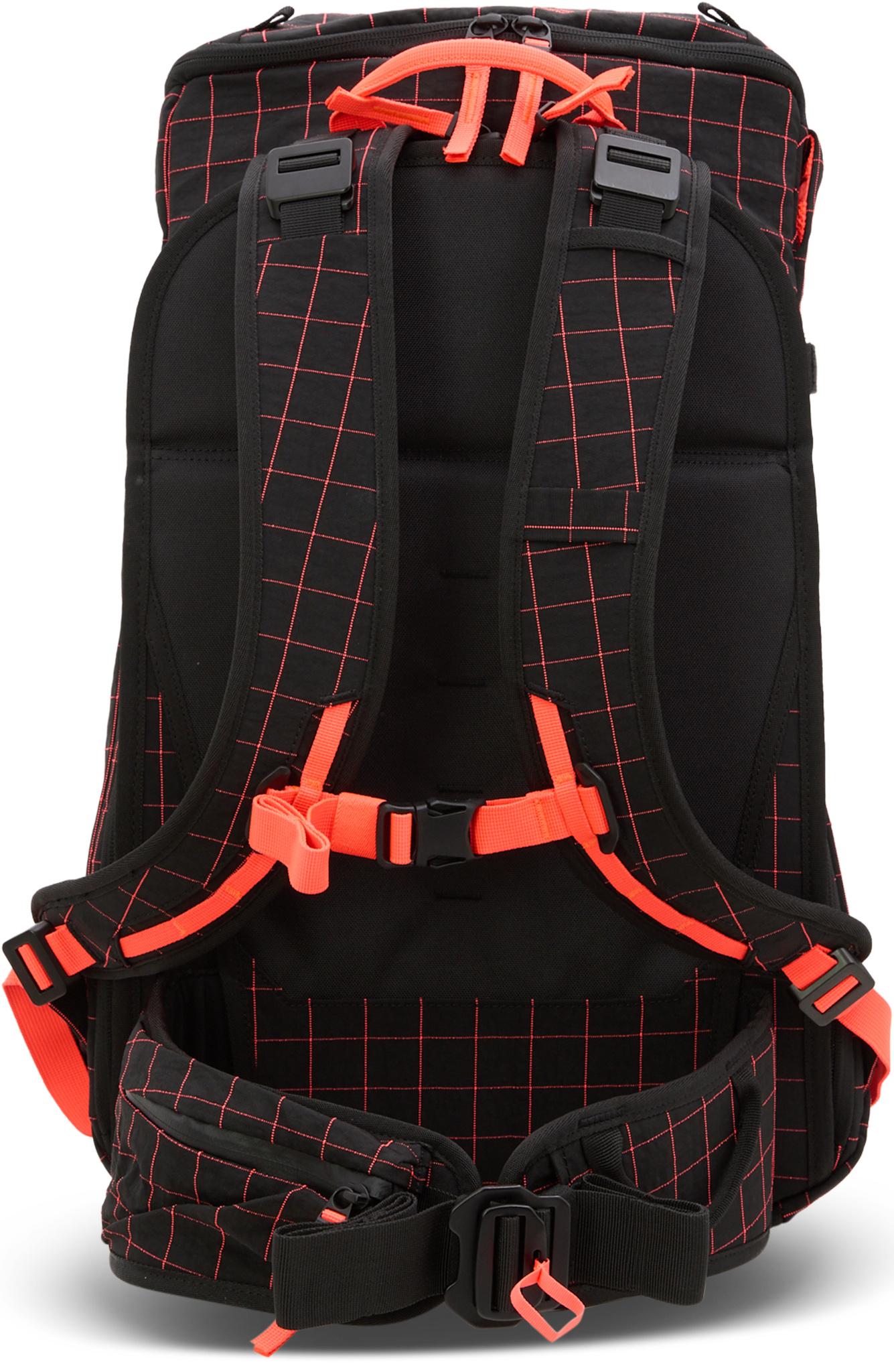 Product gallery image number 2 for product Backcountry Backpack 25L