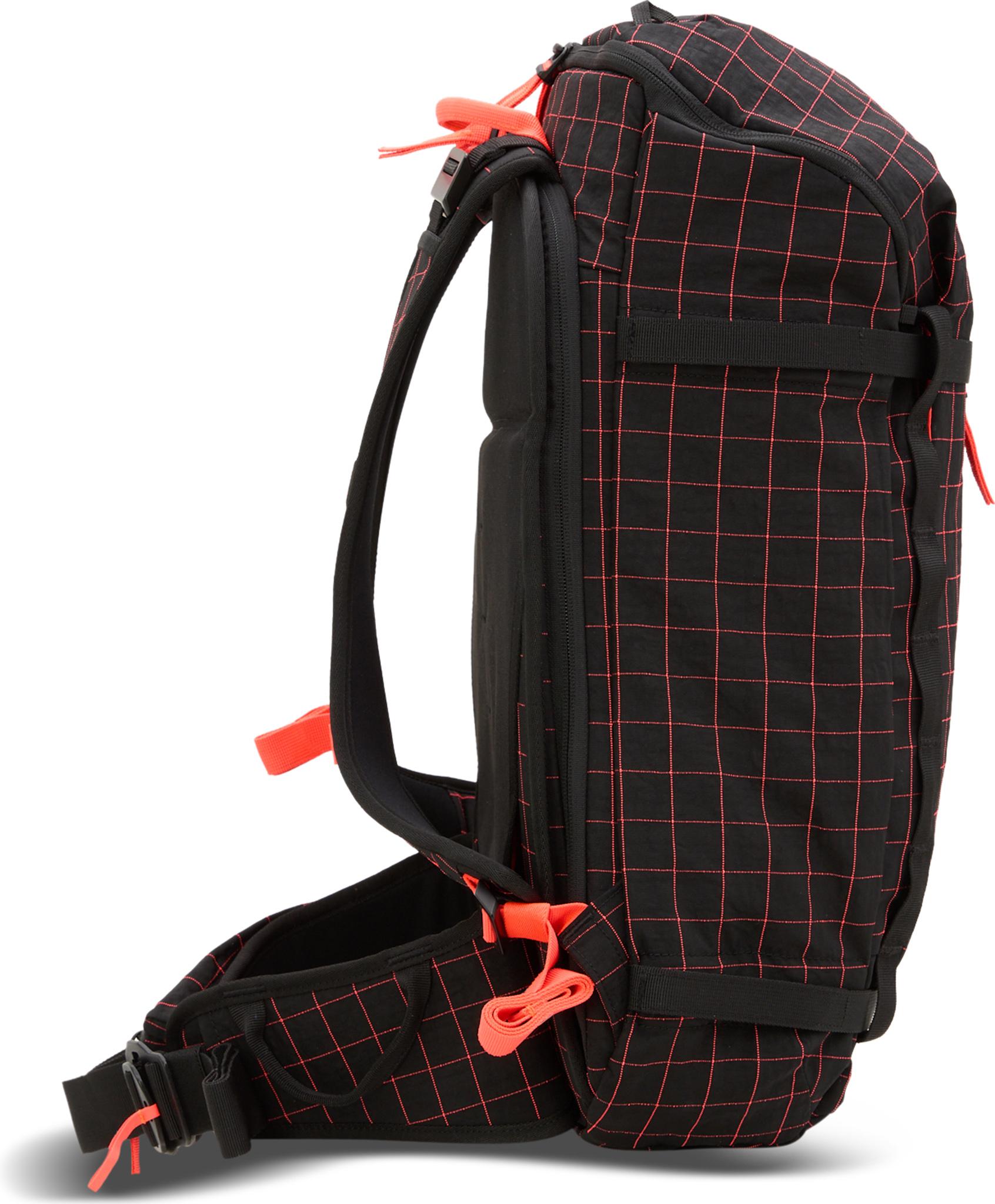 Product gallery image number 3 for product Backcountry Backpack 25L