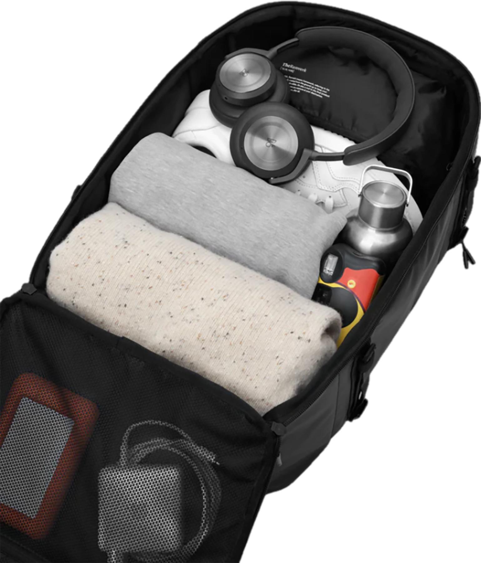 Product gallery image number 9 for product Ramverk Pro Backpack 32L