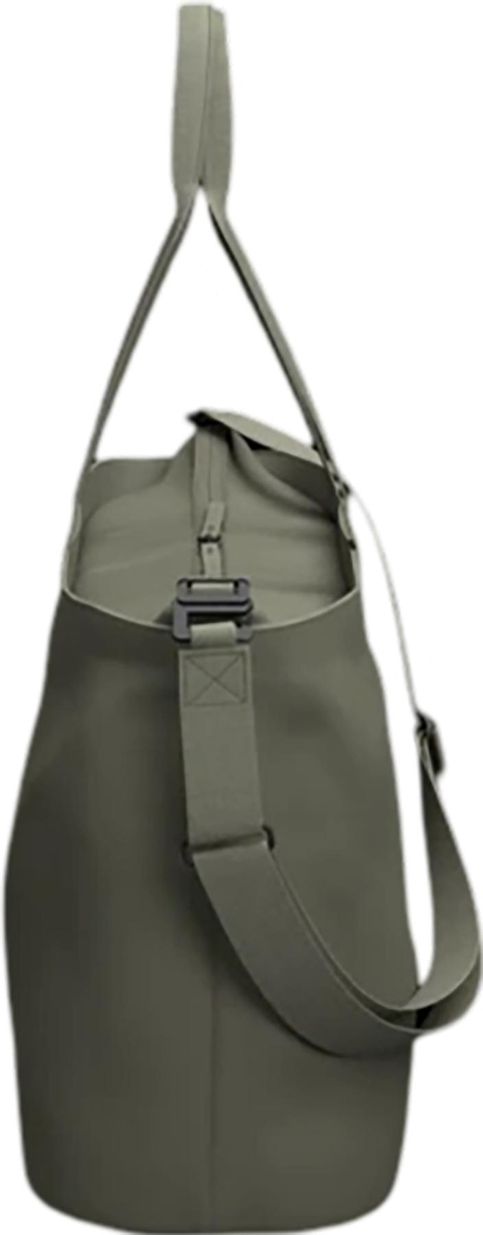 Product gallery image number 4 for product Essential Weekender Bag 40L