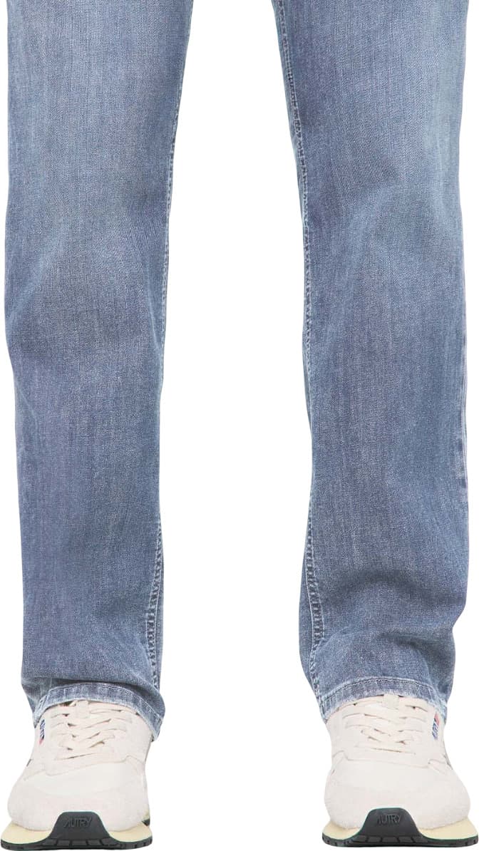 Numéro de l'image de la galerie de produits 7 pour le produit Jean Performance Denim Lite Essential - Homme