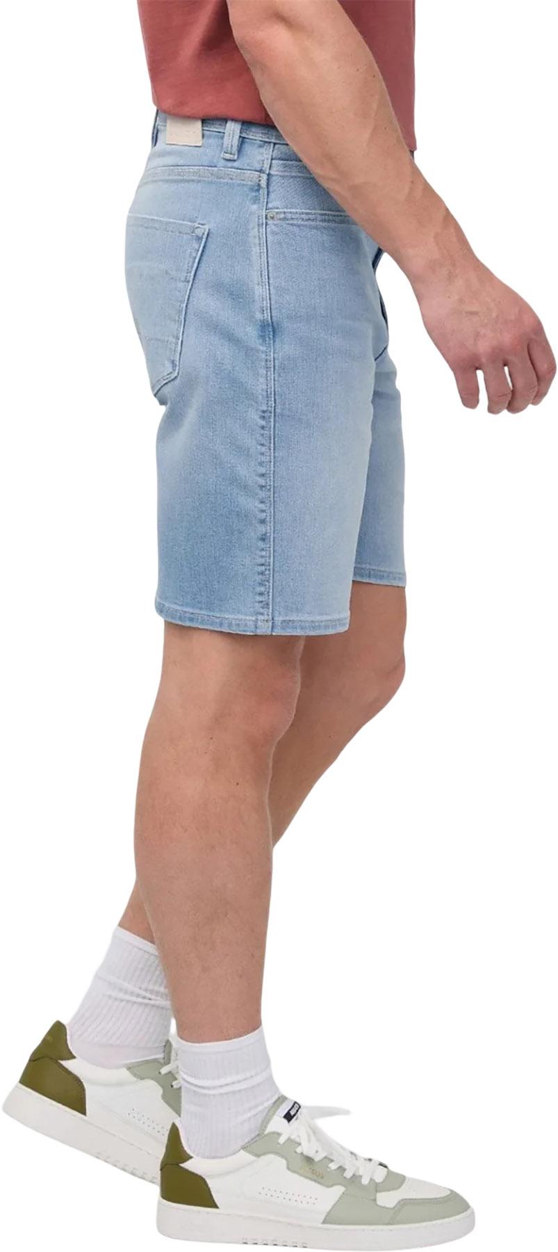 Product gallery image number 4 for product Short décontracté Performance Denim+ - Homme