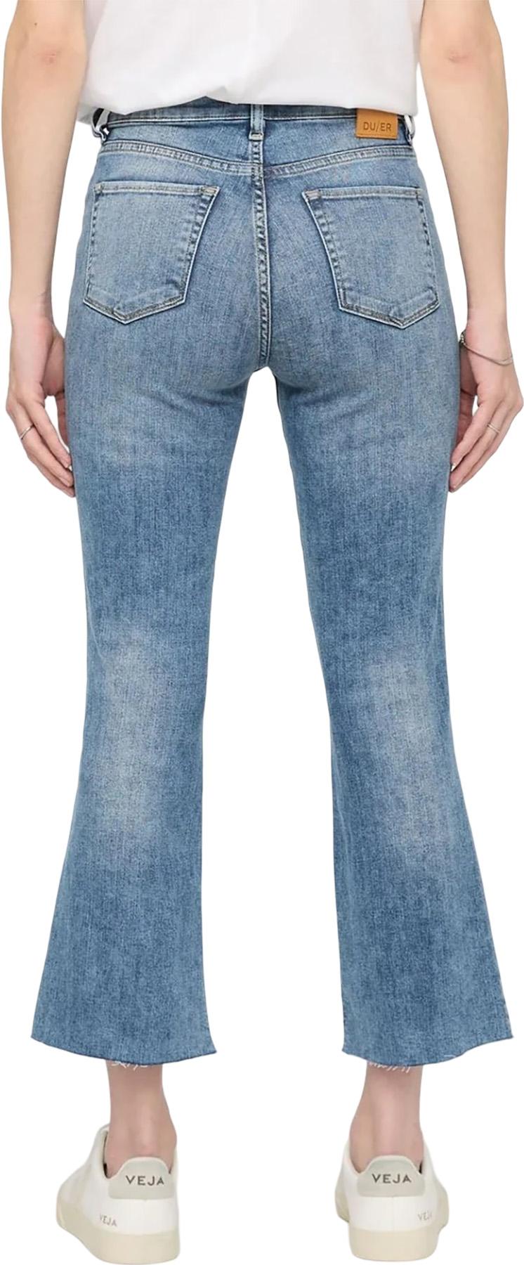 Numéro de l'image de la galerie de produits 2 pour le produit Jean évasé court à taille haute Performance Denim - Femme