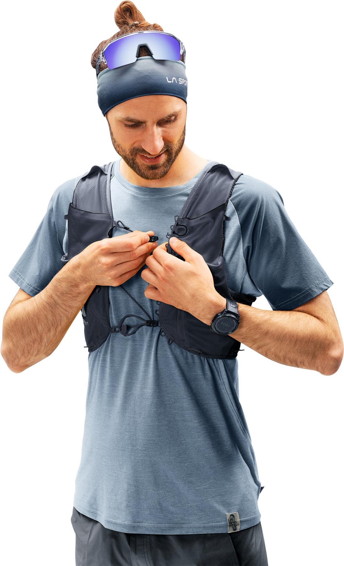 Product gallery image number 7 for product Traick Trail Running Hydration Vest with Flasks 5L - Small - Men's