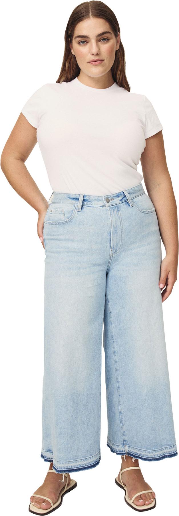 Product image for Jean à jambe large écourtée ICN - Femme