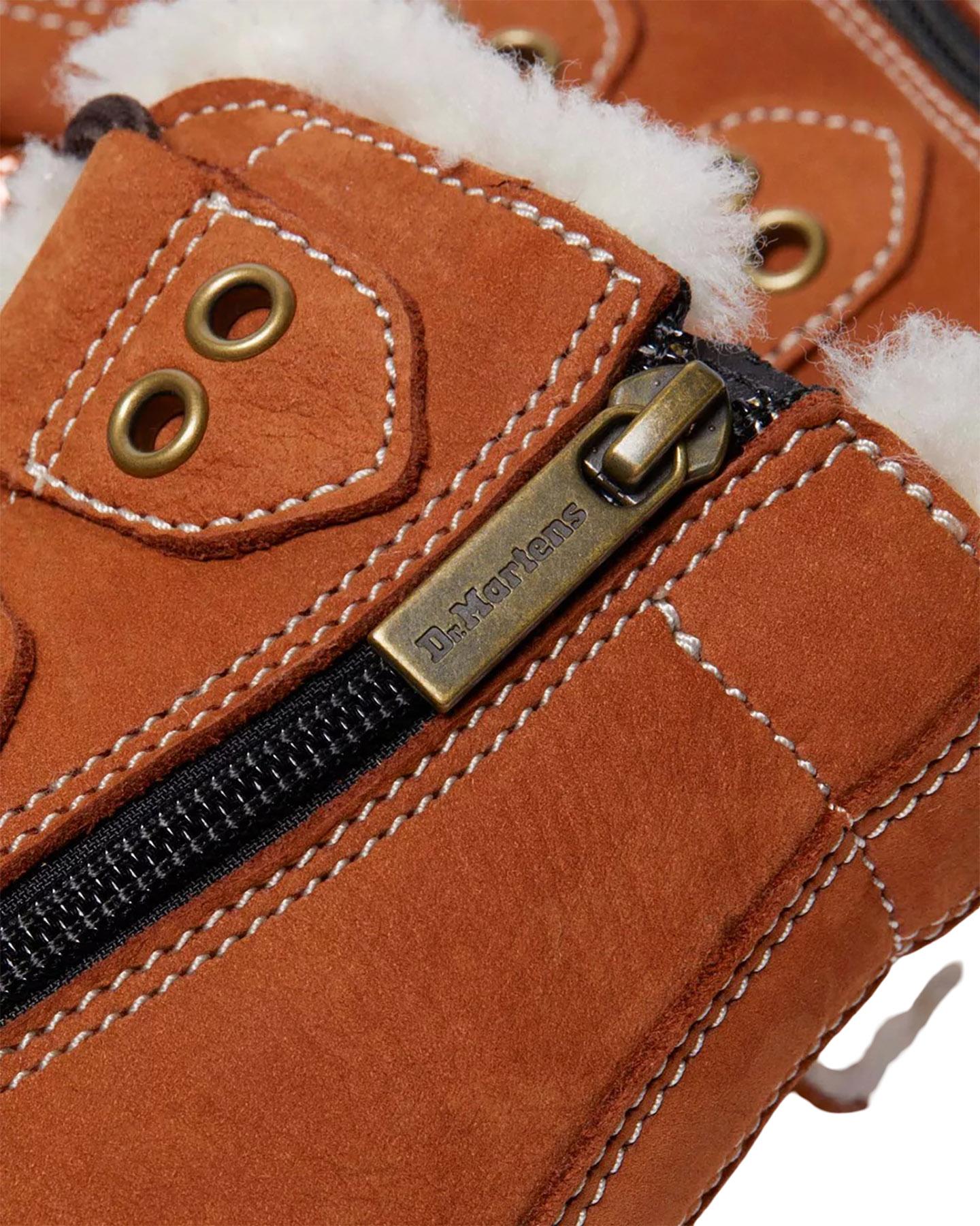 Numéro de l'image de la galerie de produits 8 pour le produit Bottes a lacets ghillie jusqu aux orteils avec doublure en fourrure et cuir Buttersoft 1460 - Femme