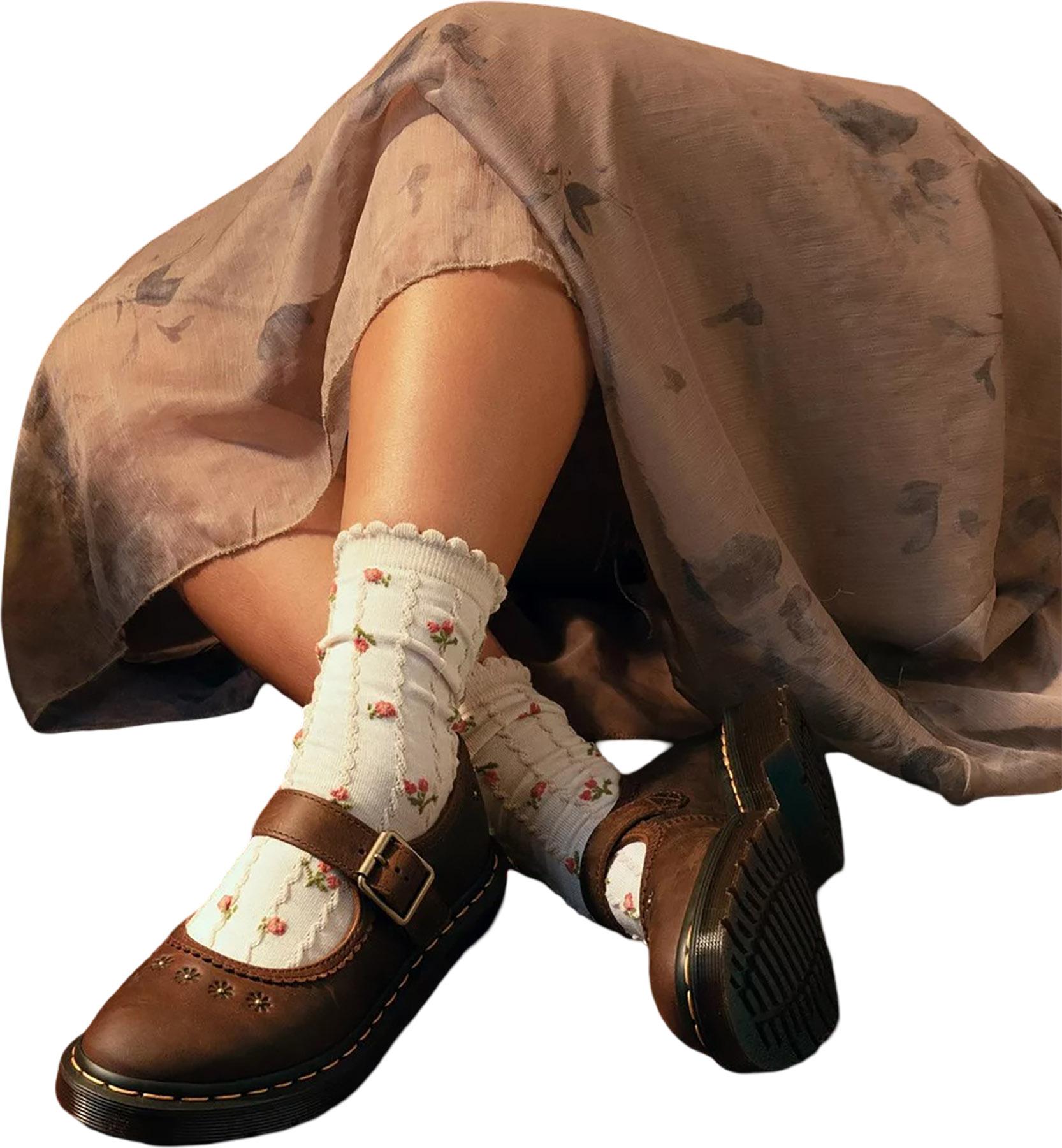 Product gallery image number 7 for product Souliers Mary Jane à fleurs en cuir Crazy Horse - Femme