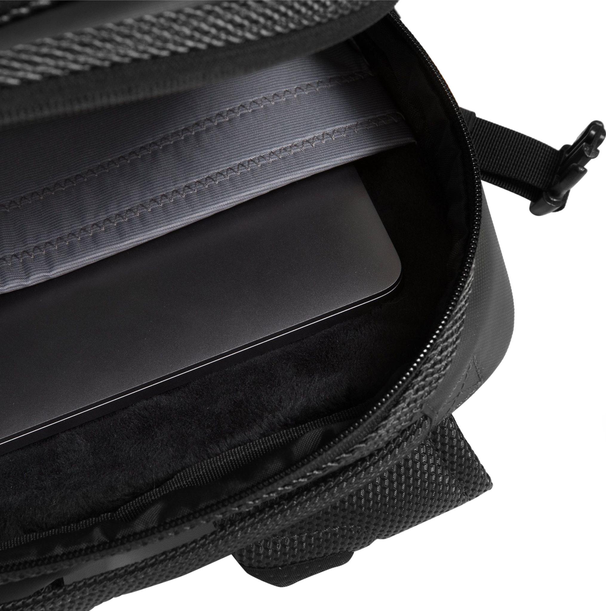 Product gallery image number 4 for product TecumL Backpack 22L